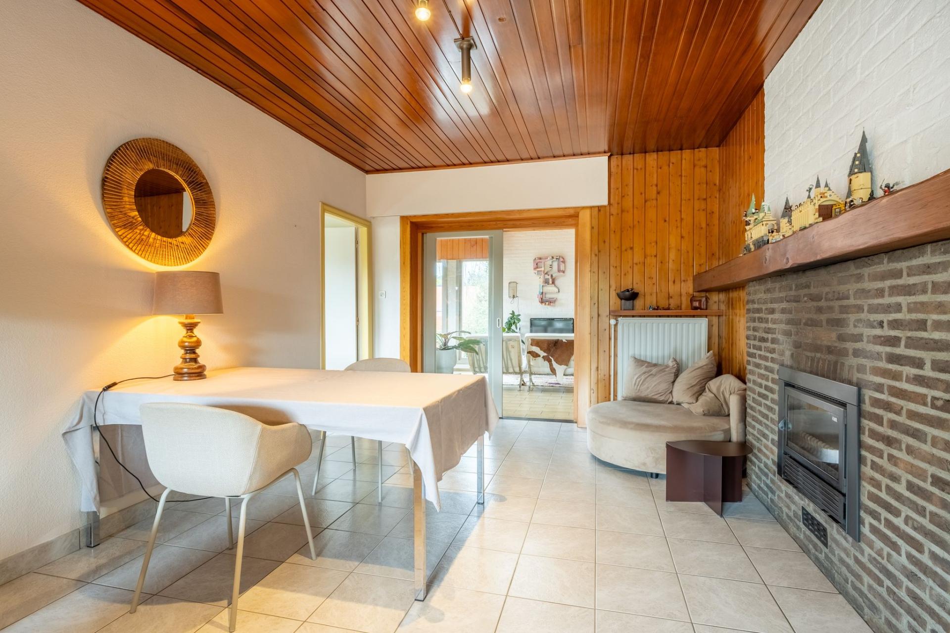 Gelijkvloerse woning met 3 slpk. op 530m2 in Mol — foto