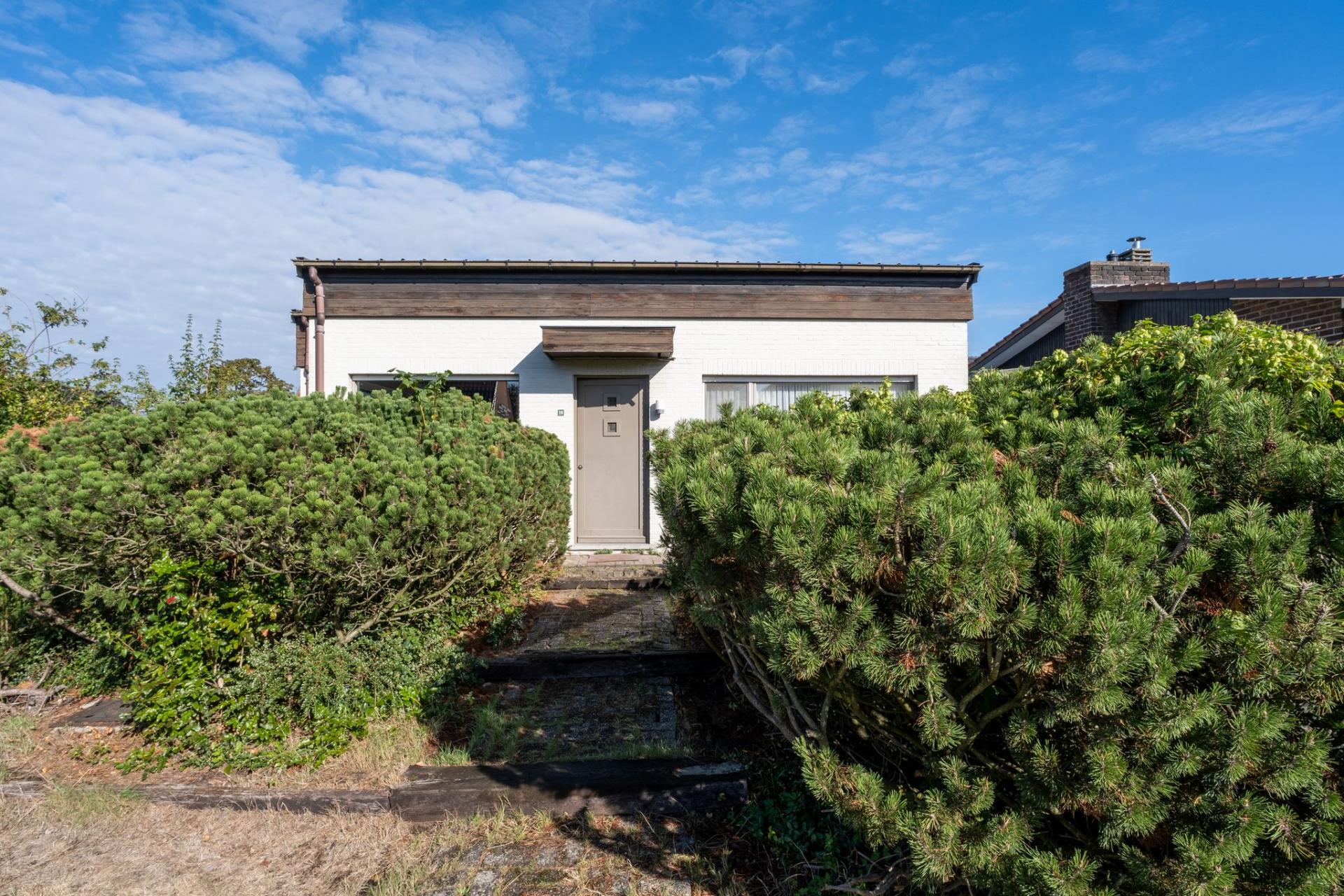 Gelijkvloerse woning met 3 slpk. op 530m2 in Mol — foto