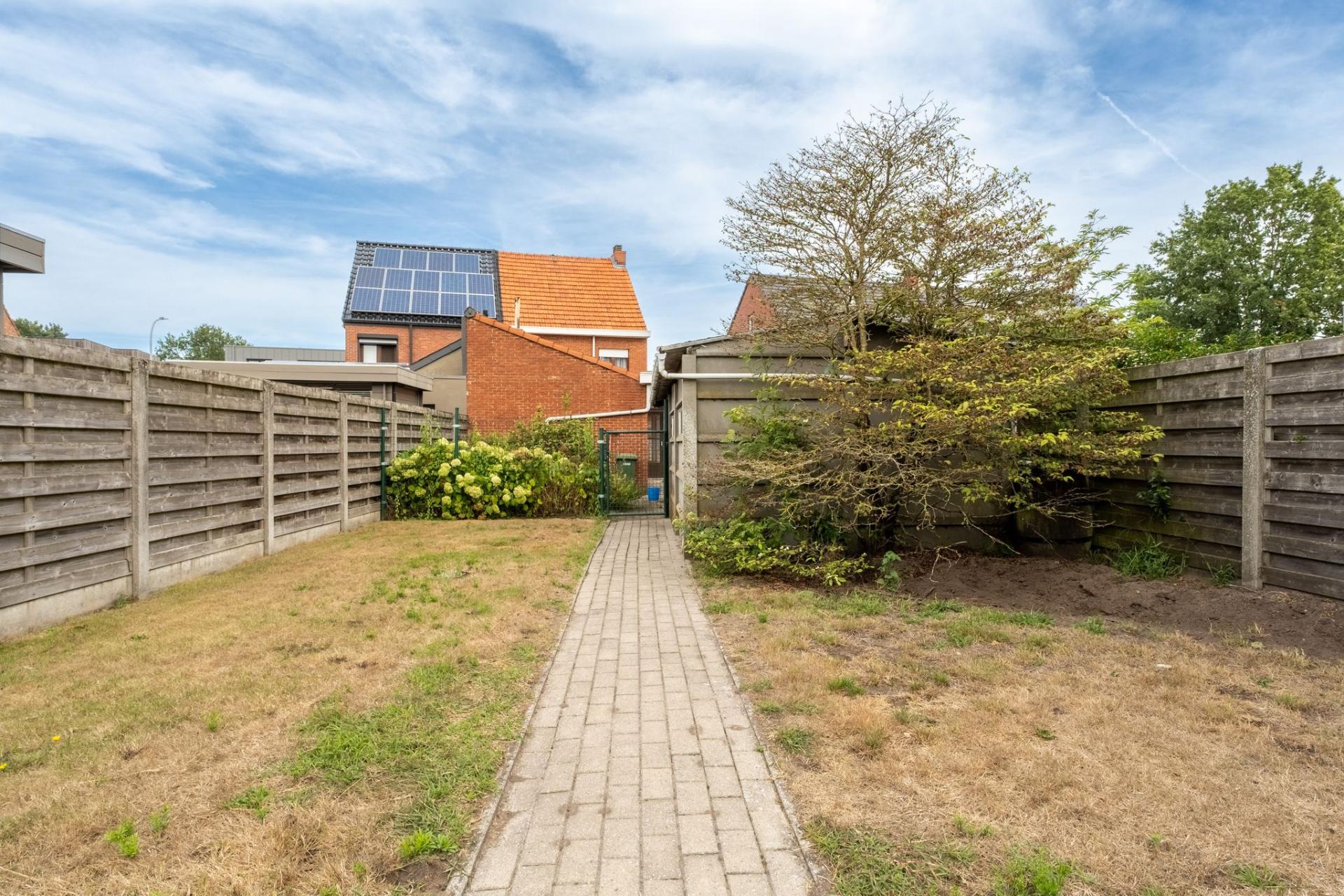 Te renoveren woning met 3 slpk te Mol-Ginderbuiten — foto
