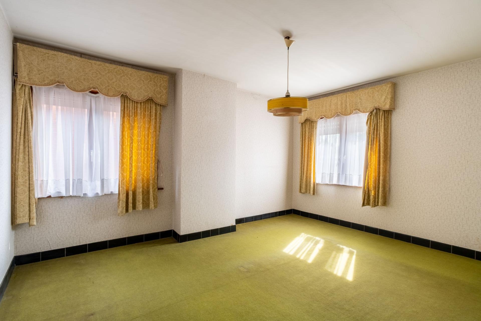 Te renoveren woning met 3 slpk te Mol-Ginderbuiten — foto