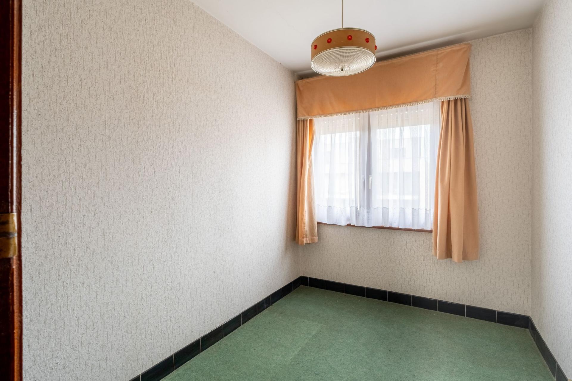 Te renoveren woning met 3 slpk te Mol-Ginderbuiten — foto