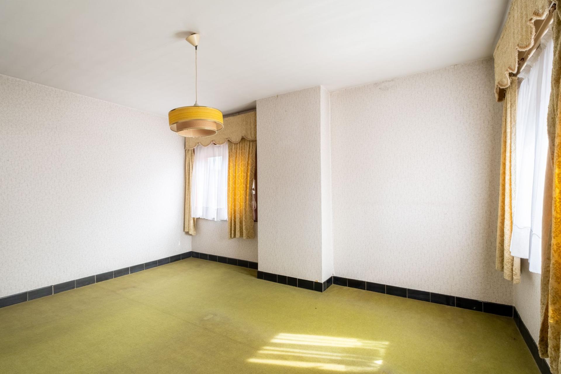 Te renoveren woning met 3 slpk te Mol-Ginderbuiten — foto