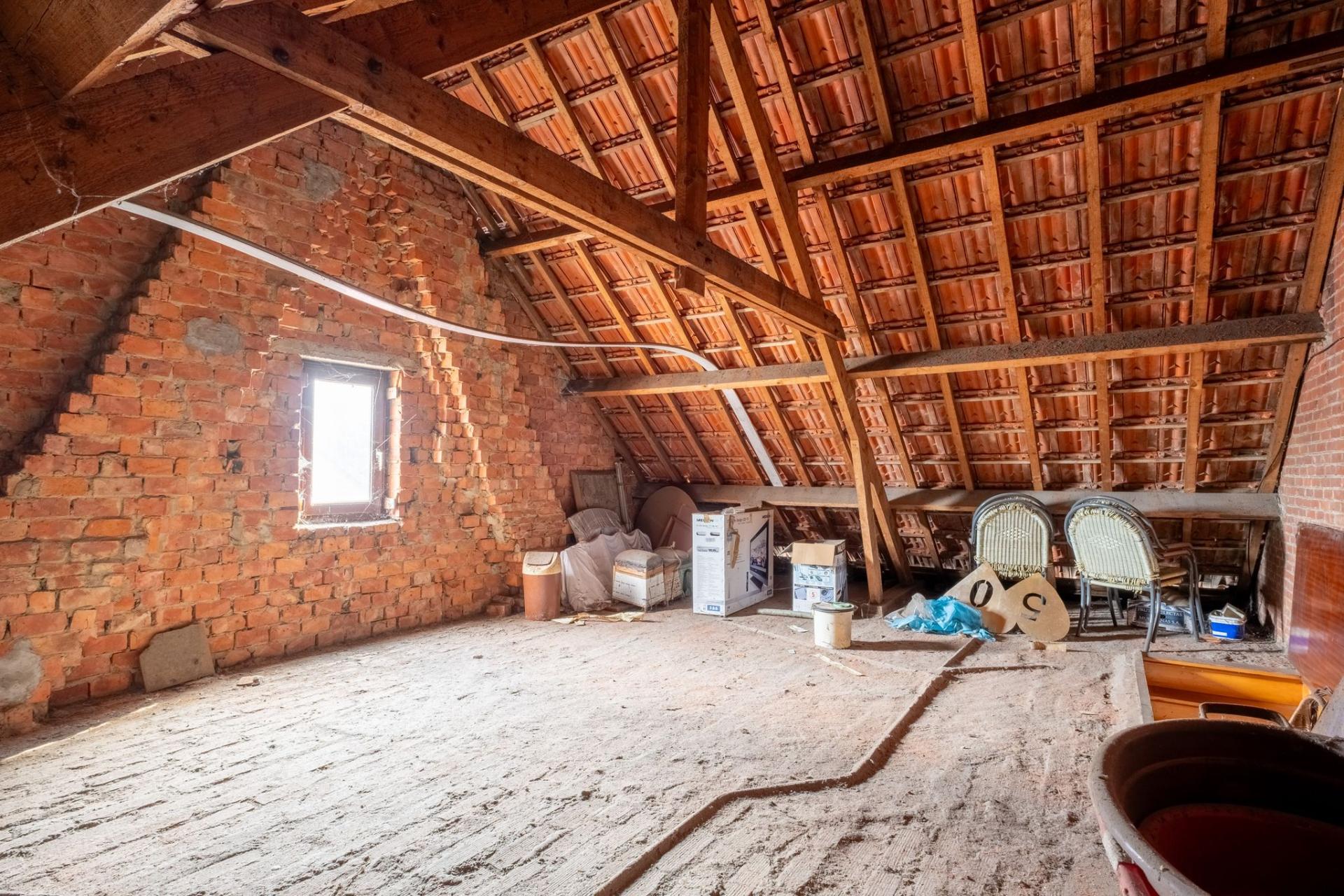 Te renoveren woning met 3 slpk te Mol-Ginderbuiten — foto