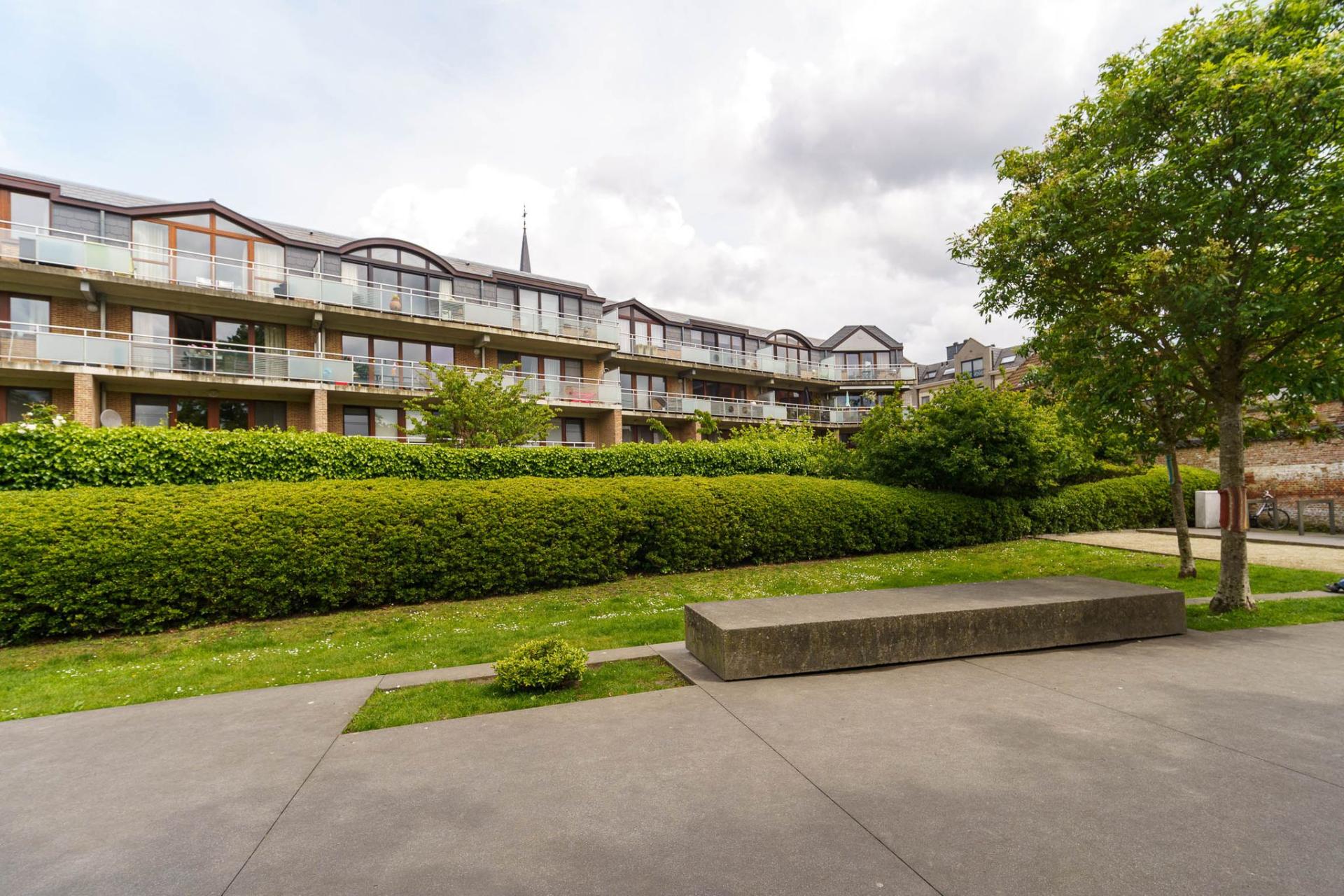 Ruim appartement met twee slaapkamers in hartje Mechelen — foto