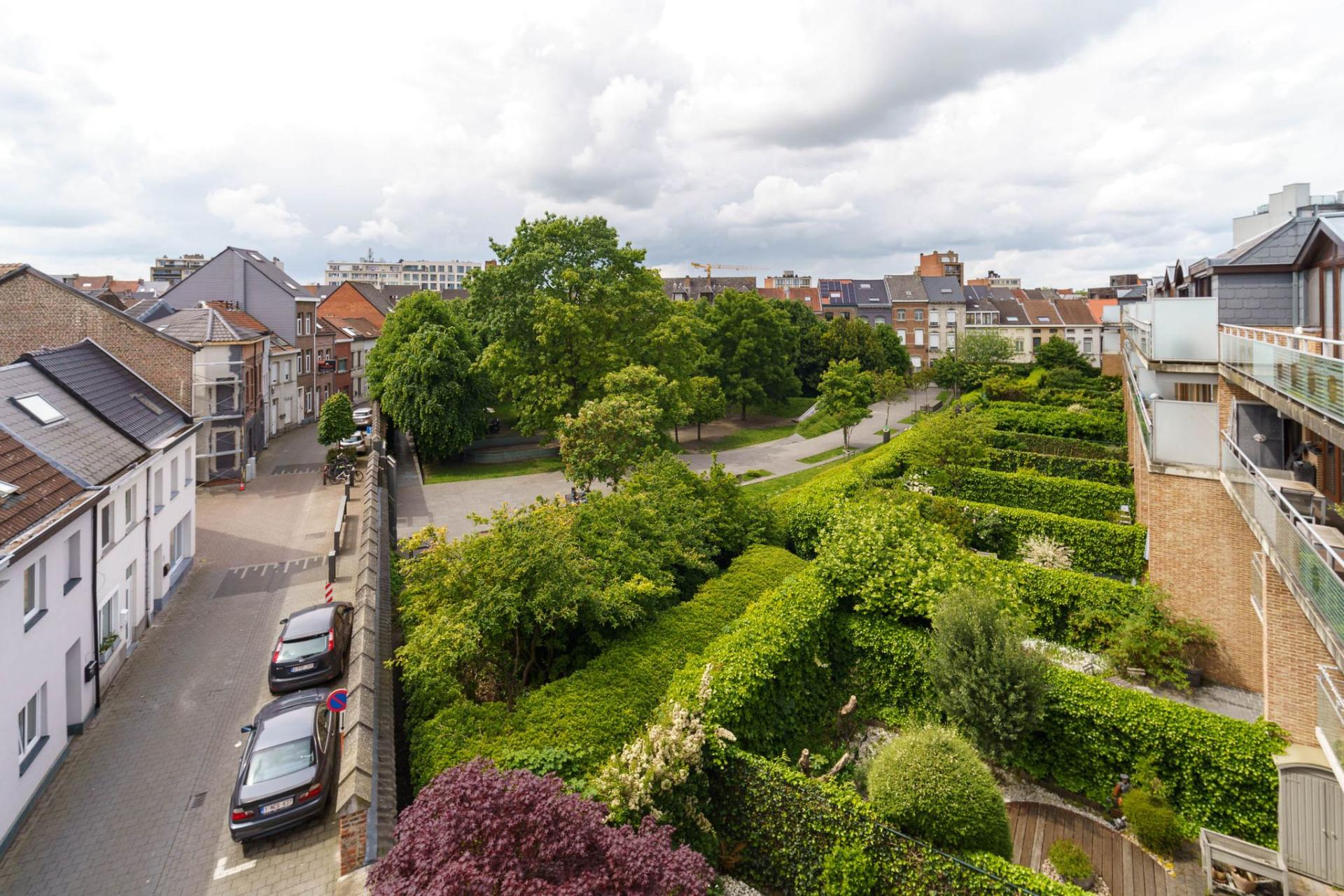 Ruim appartement met twee slaapkamers in hartje Mechelen — foto