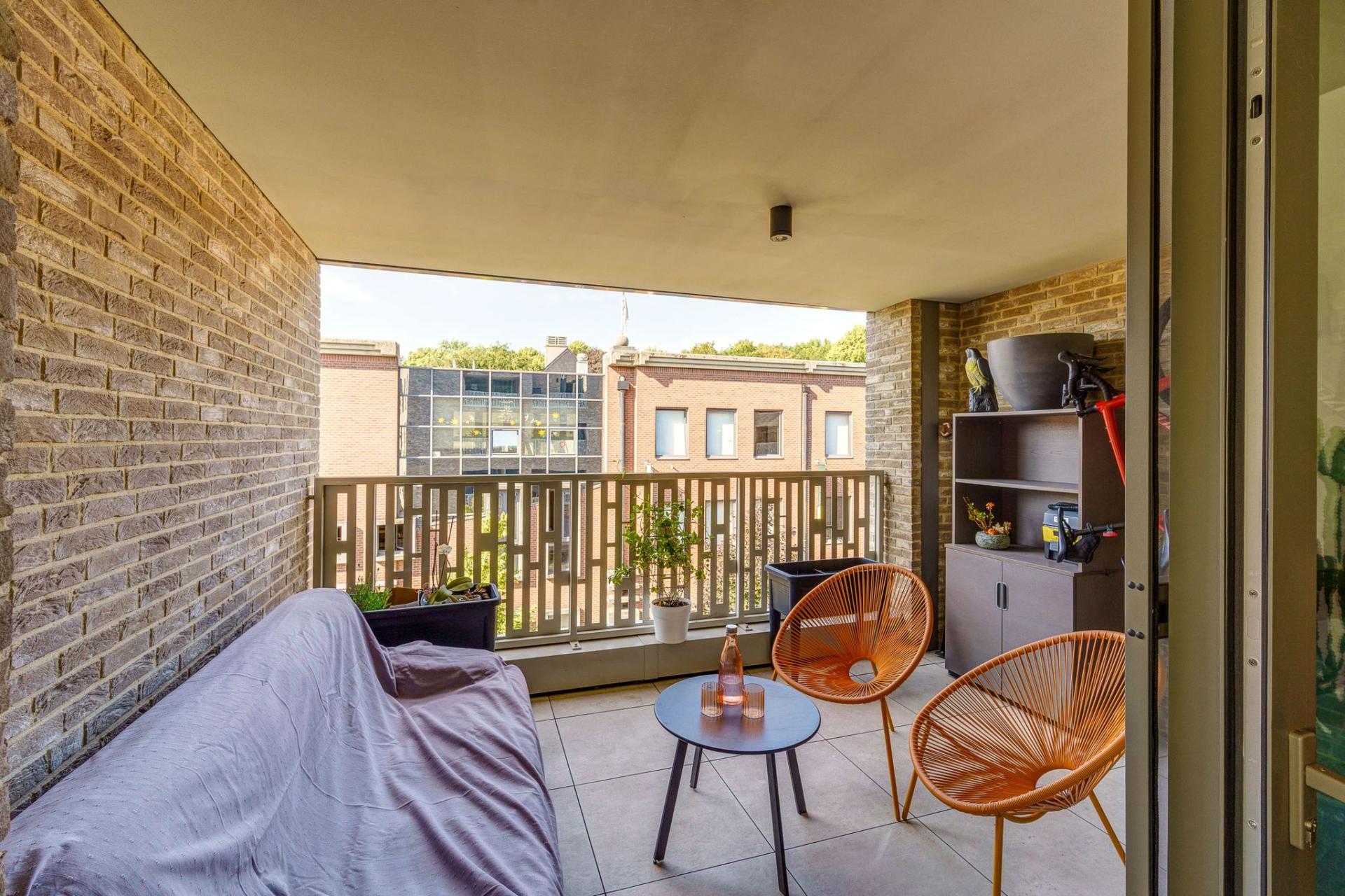 Modern appartement met ruim terras in Lier — foto