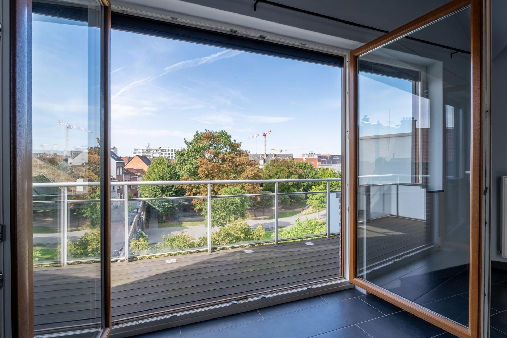 Ruim appartement met twee slaapkamers in hartje Mechelen — foto
