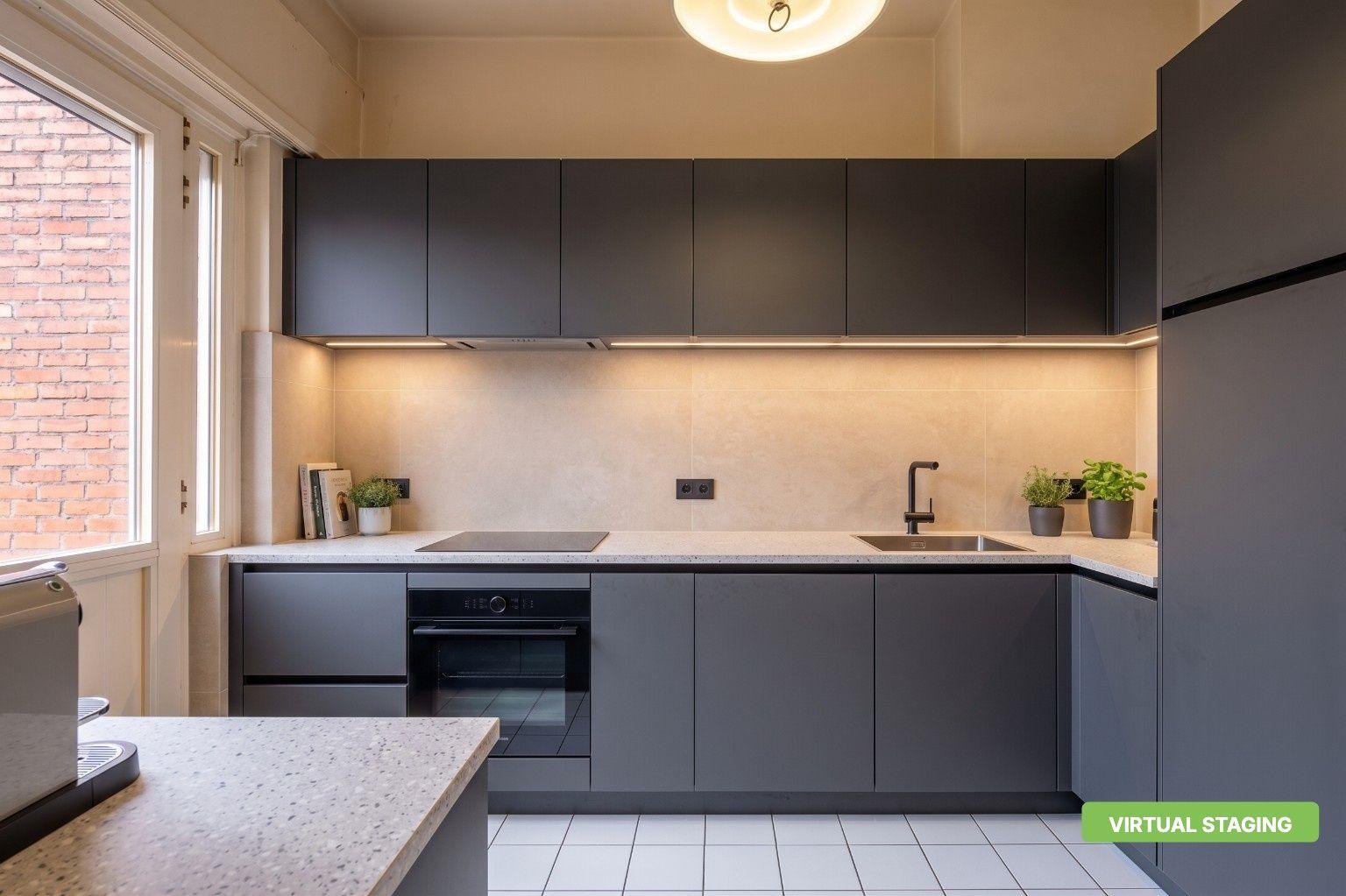 Te moderniseren bel-etagewoning met 3 slpk en tuin in Lier — foto