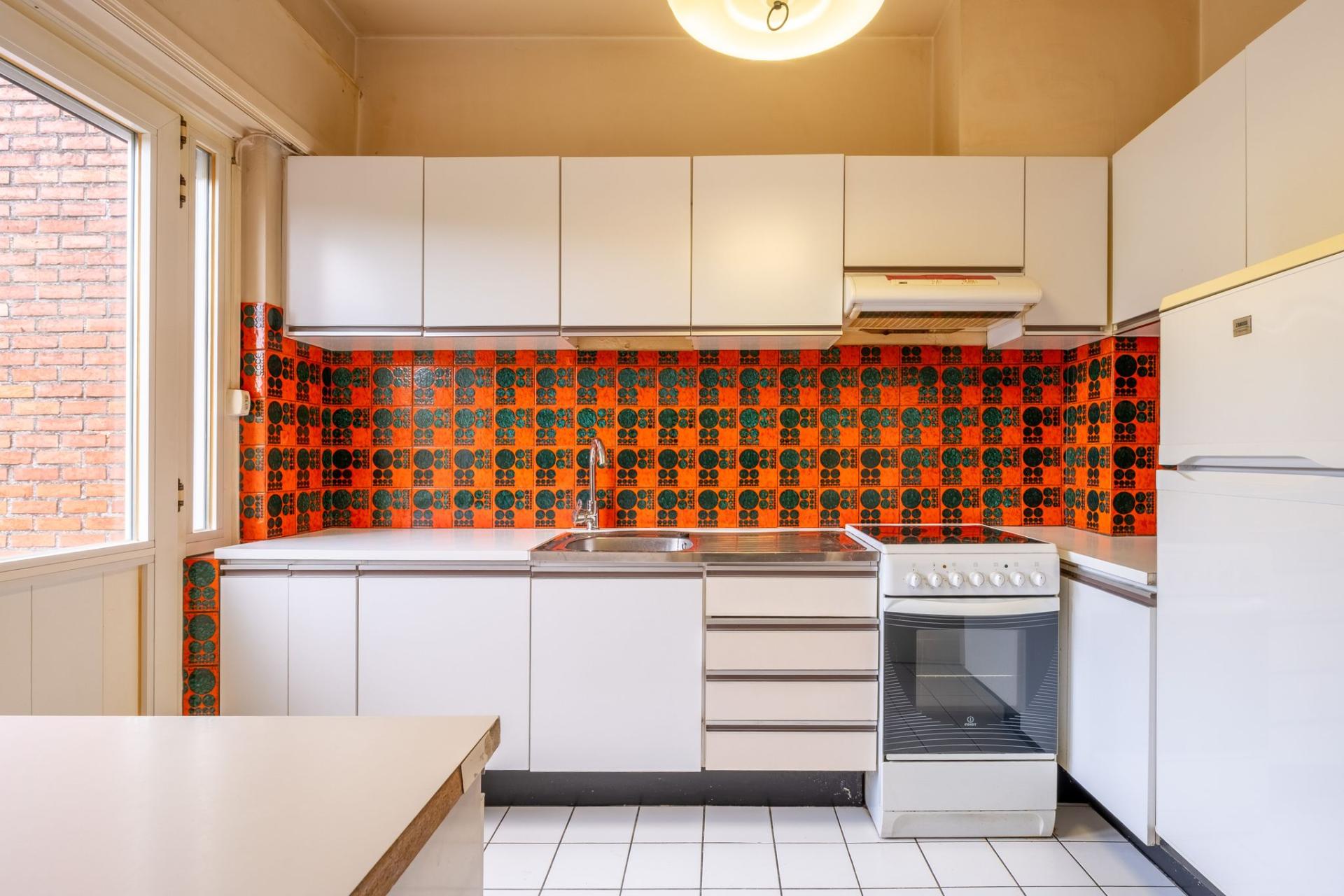 Te moderniseren bel-etagewoning met 3 slpk en tuin in Lier — foto
