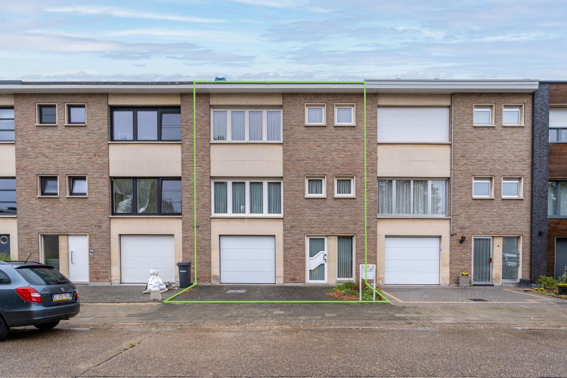 Te moderniseren bel-etagewoning met 3 slpk en tuin in Lier — foto