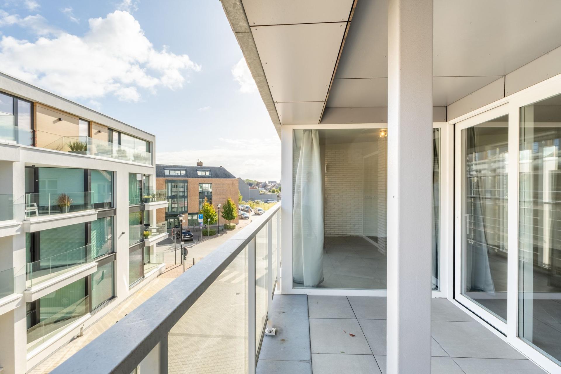 Ruim & lichtrijk serviceflat van 106m² in centrum Willebroek — foto
