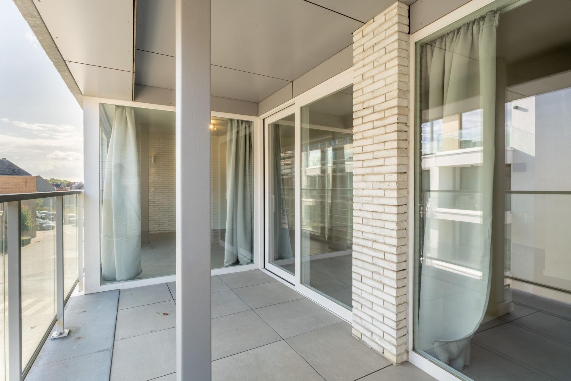 Ruim & lichtrijk serviceflat van 106m² in centrum Willebroek — foto