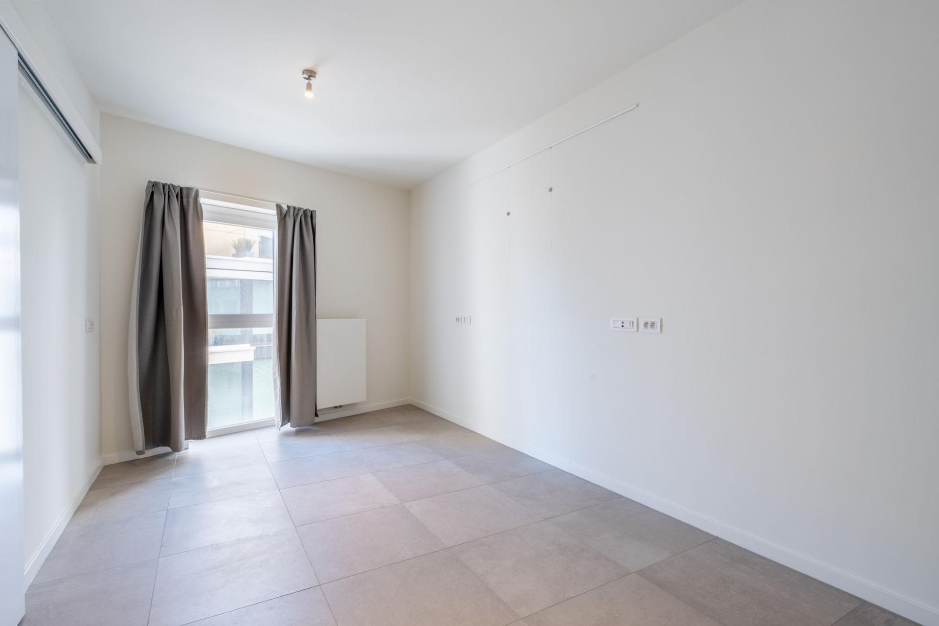 Ruim & lichtrijk serviceflat van 106m² in centrum Willebroek — foto