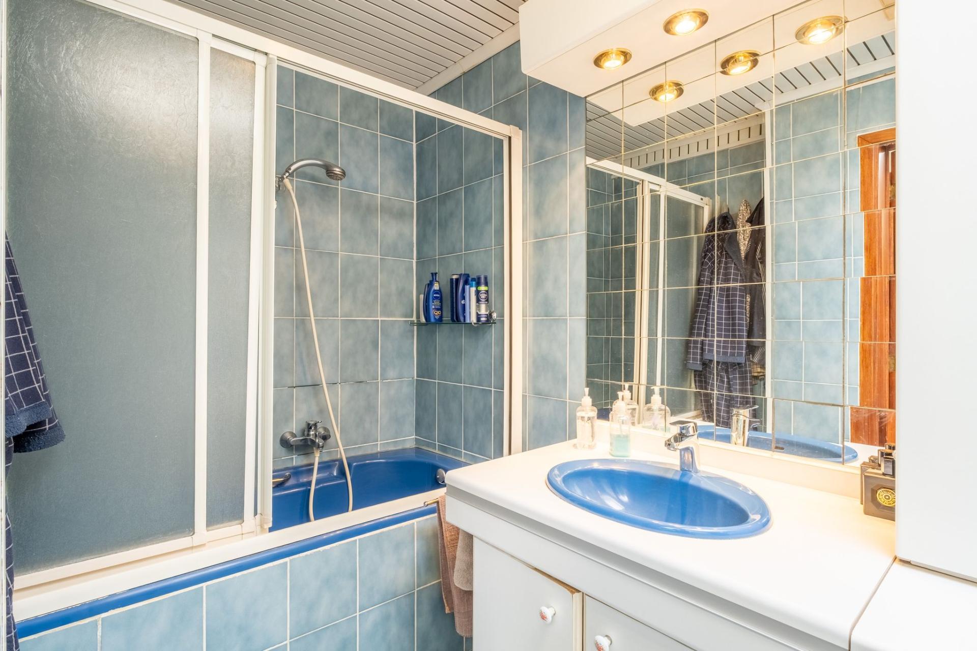 Te renoveren woning met 3 slpk in centrum Lier — foto