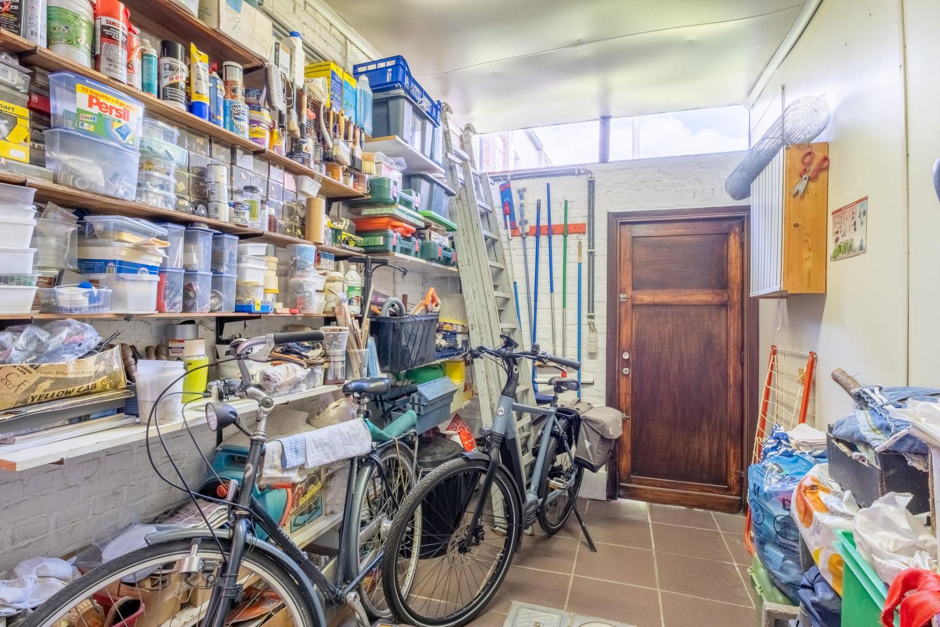 Te renoveren woning met 3 slpk in centrum Lier — foto