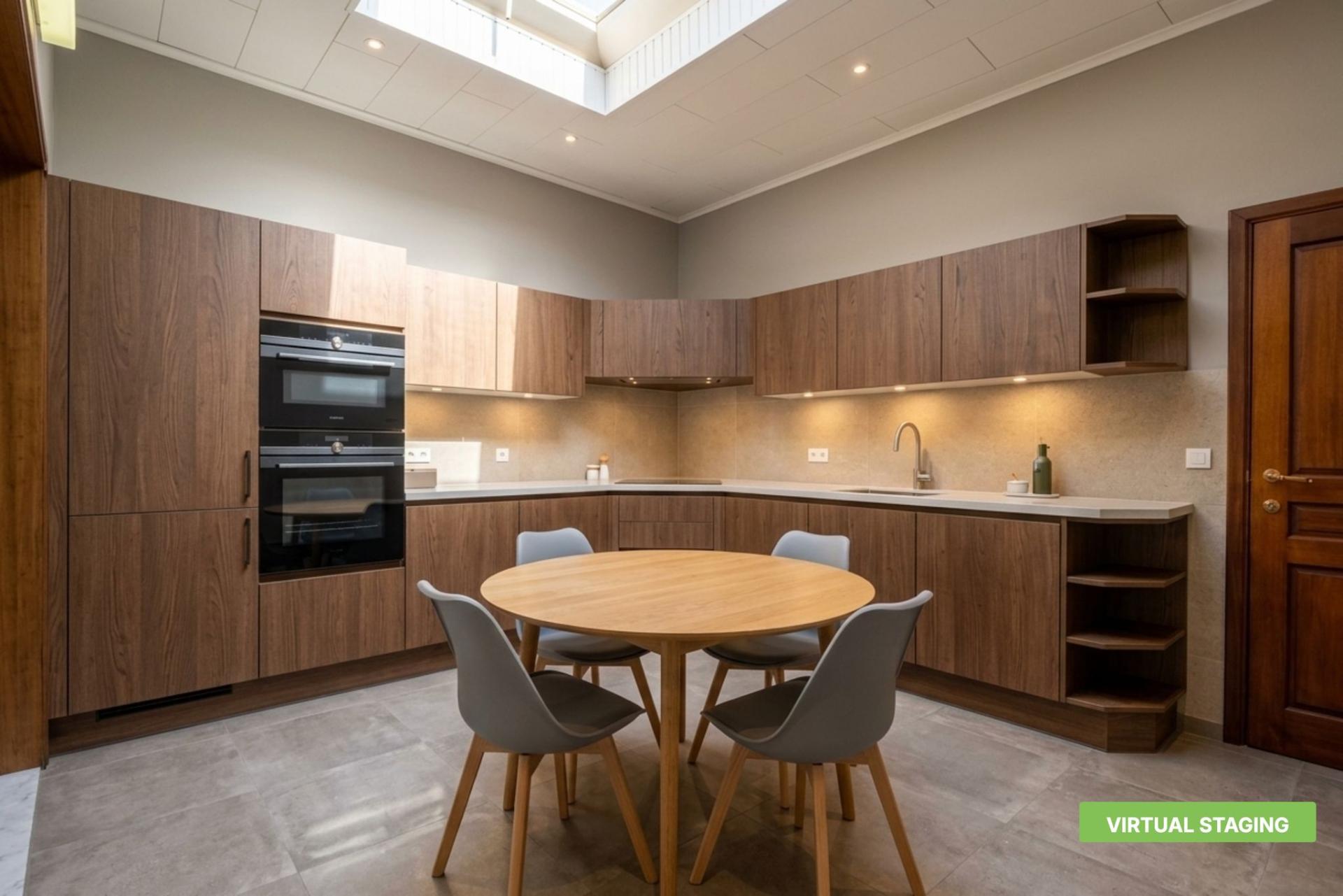 Te renoveren woning met 3 slpk in centrum Lier — foto