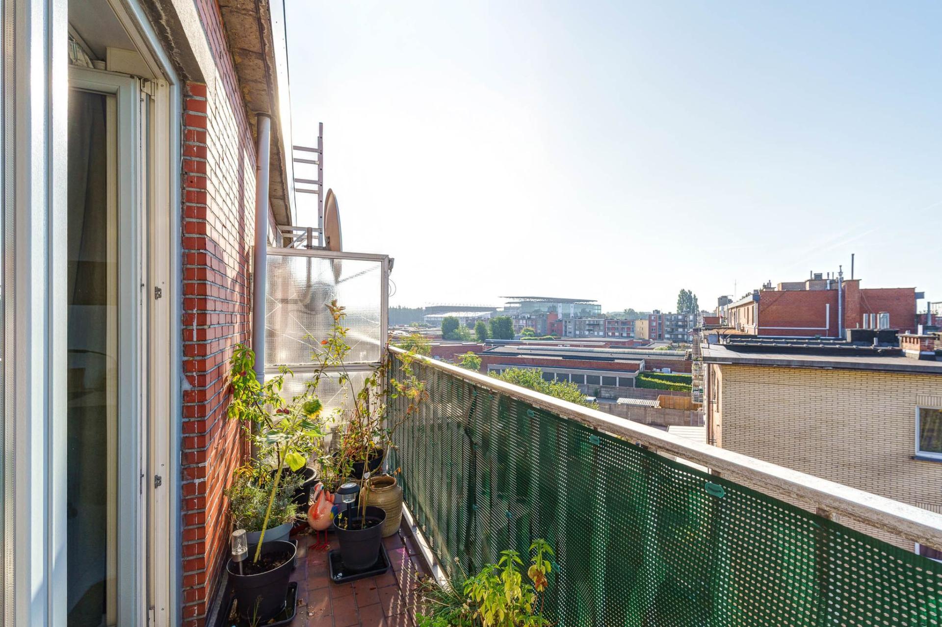 Instapklaar 2 slk appartement te Deurne — foto