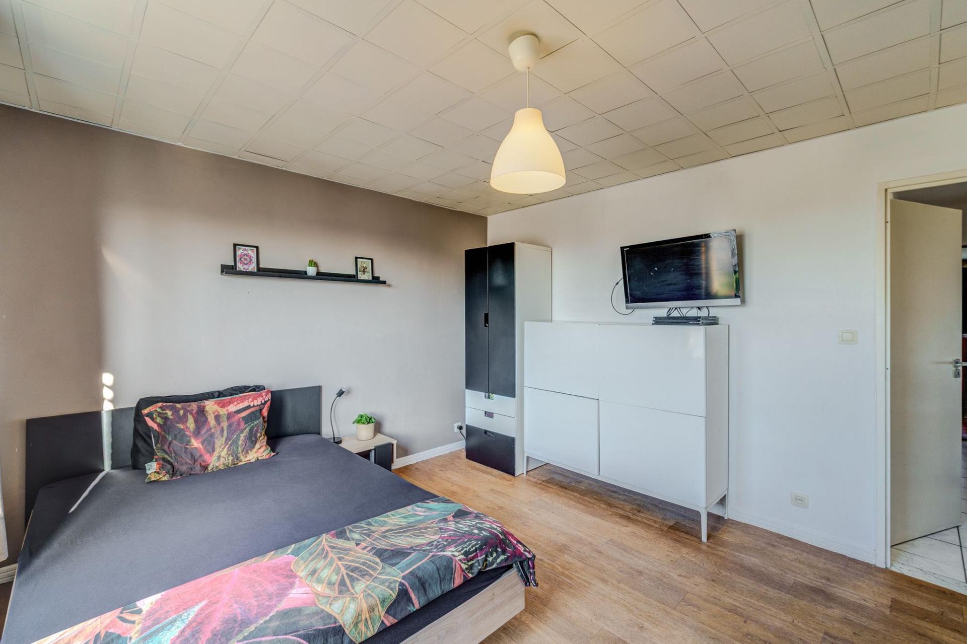 Instapklaar 2 slk appartement te Deurne — foto