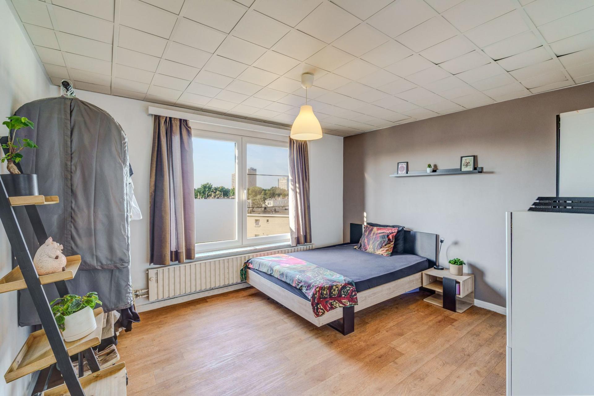 Instapklaar 2 slk appartement te Deurne — foto