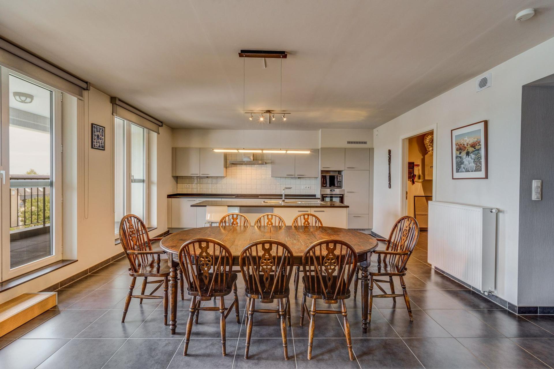 Exclusief apppartement met 3 slpk in Geel centrum — foto