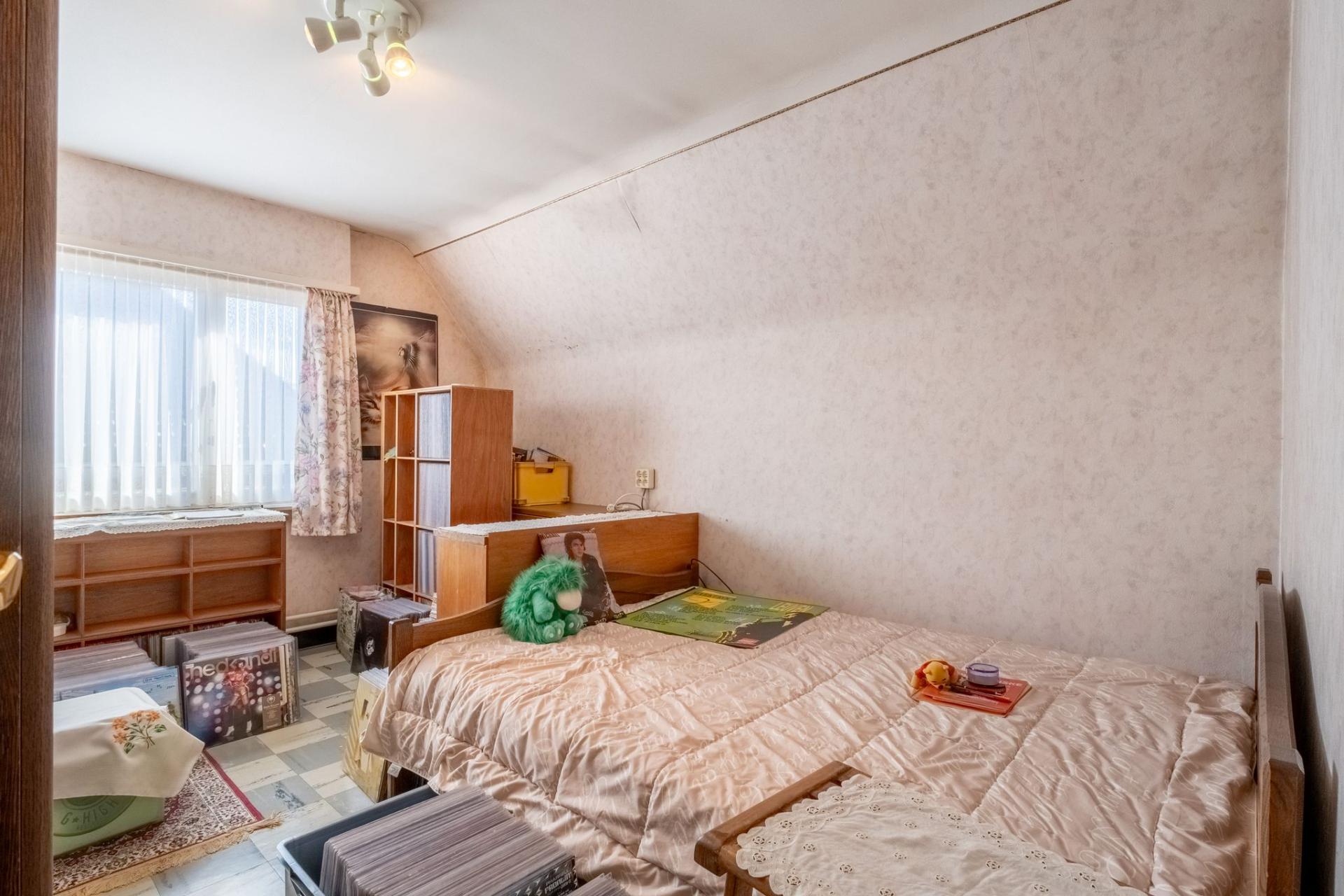 Charmante woning met diepe tuin te koop in Begijnendijk — foto