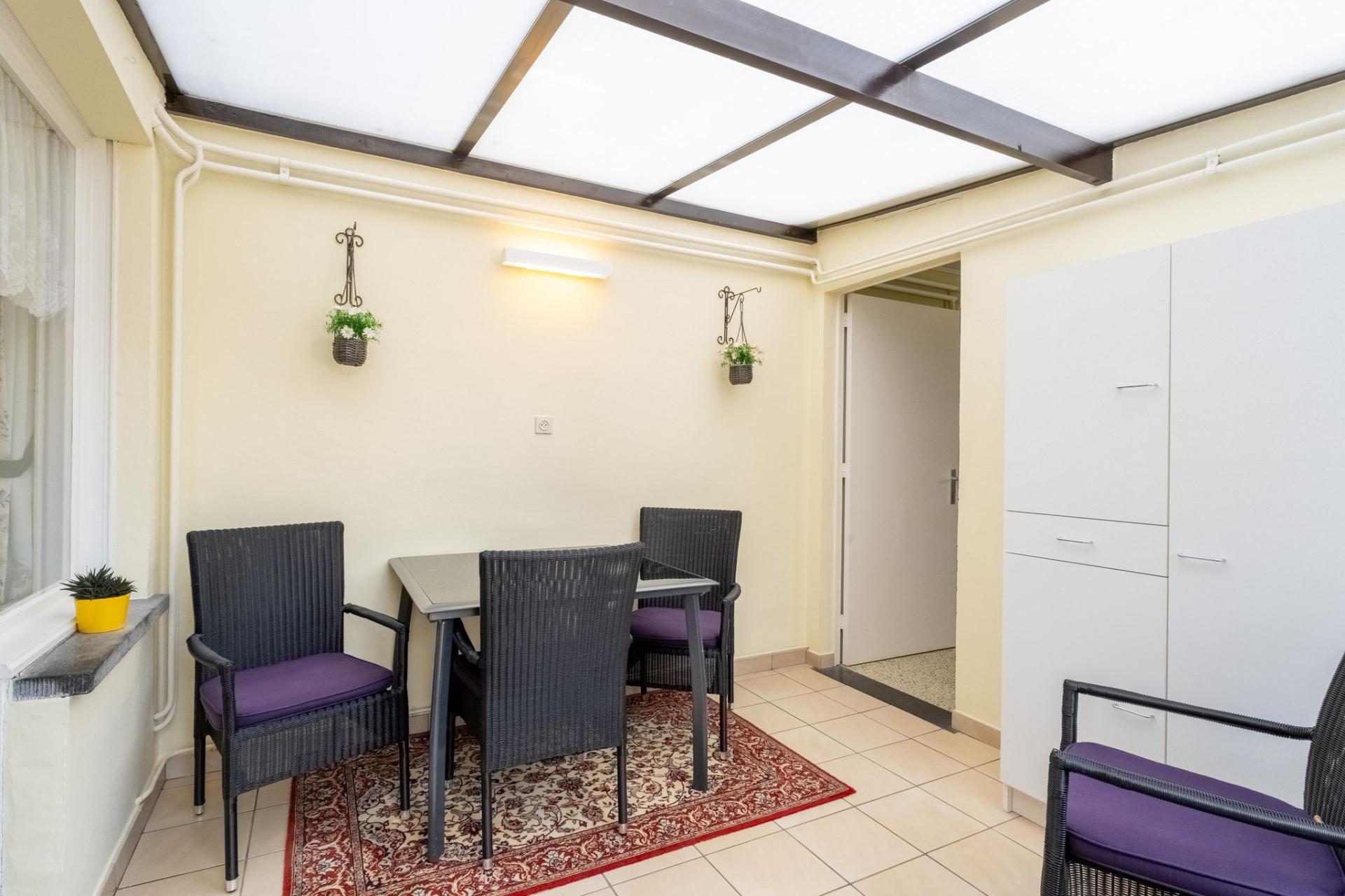 Charmante woning met diepe tuin te koop in Begijnendijk — foto