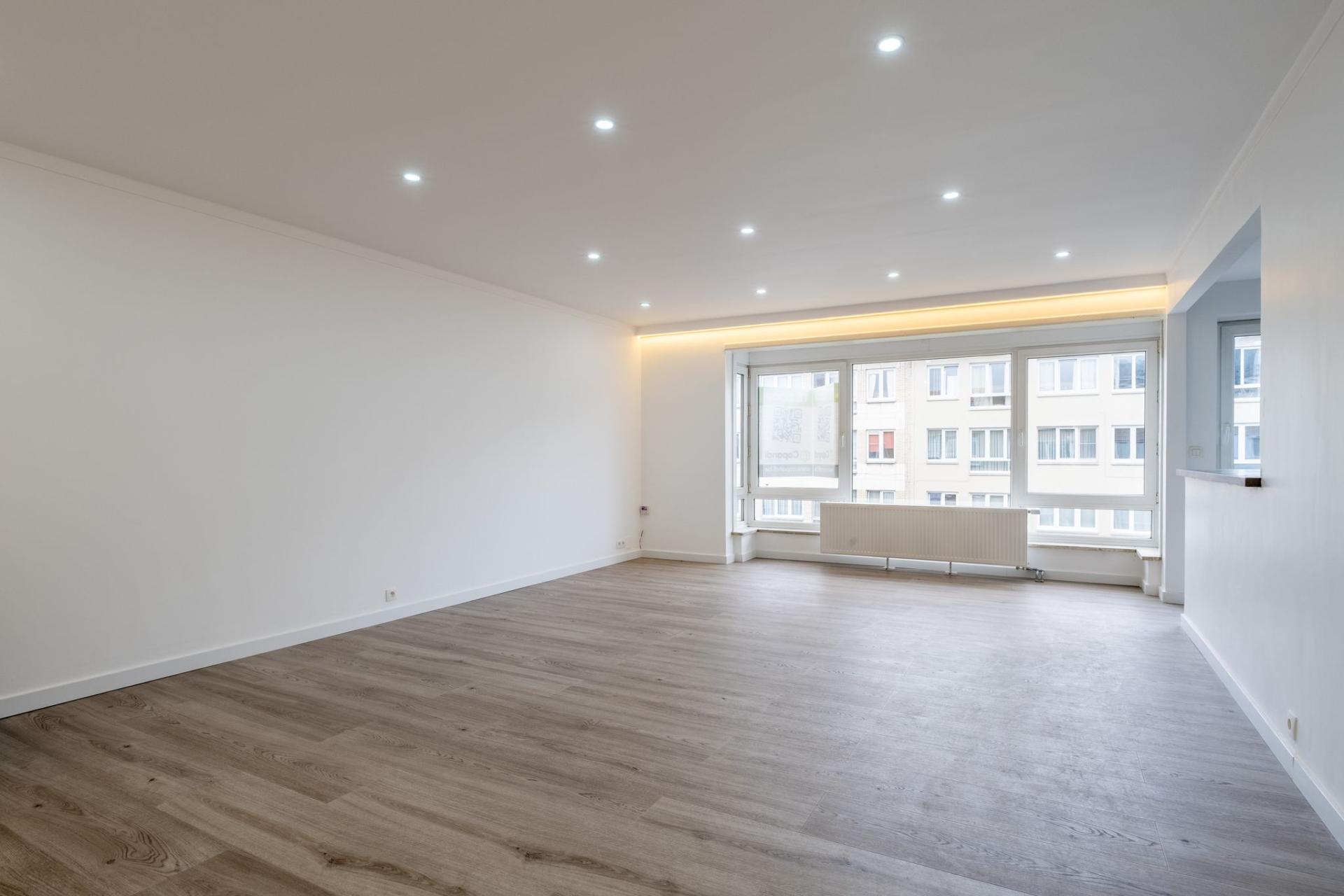 Gerenoveerd 2 slaapkamer appartement in Deurne — foto