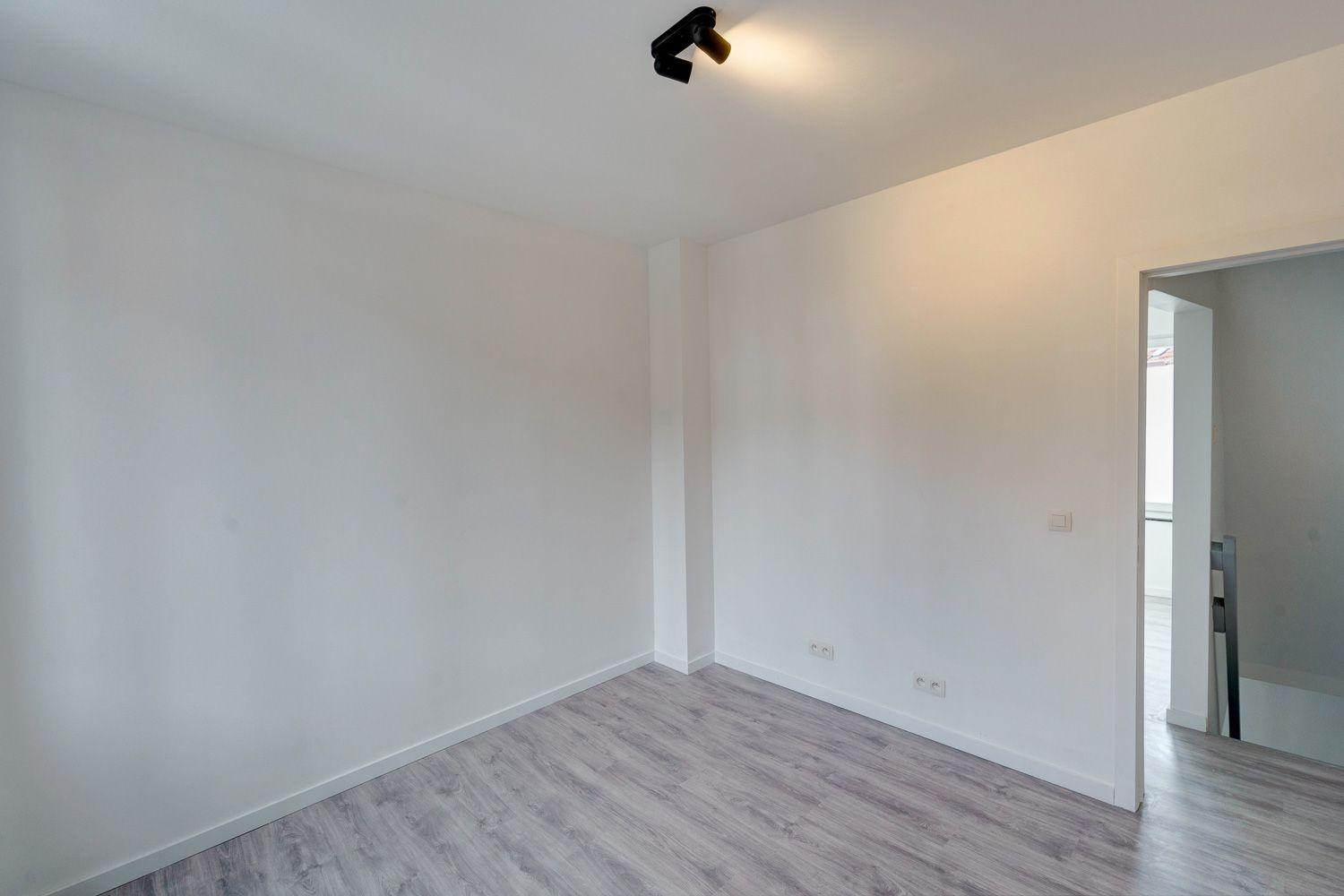 Gerenoveerde woning met 3 slpks te Mechelen — foto