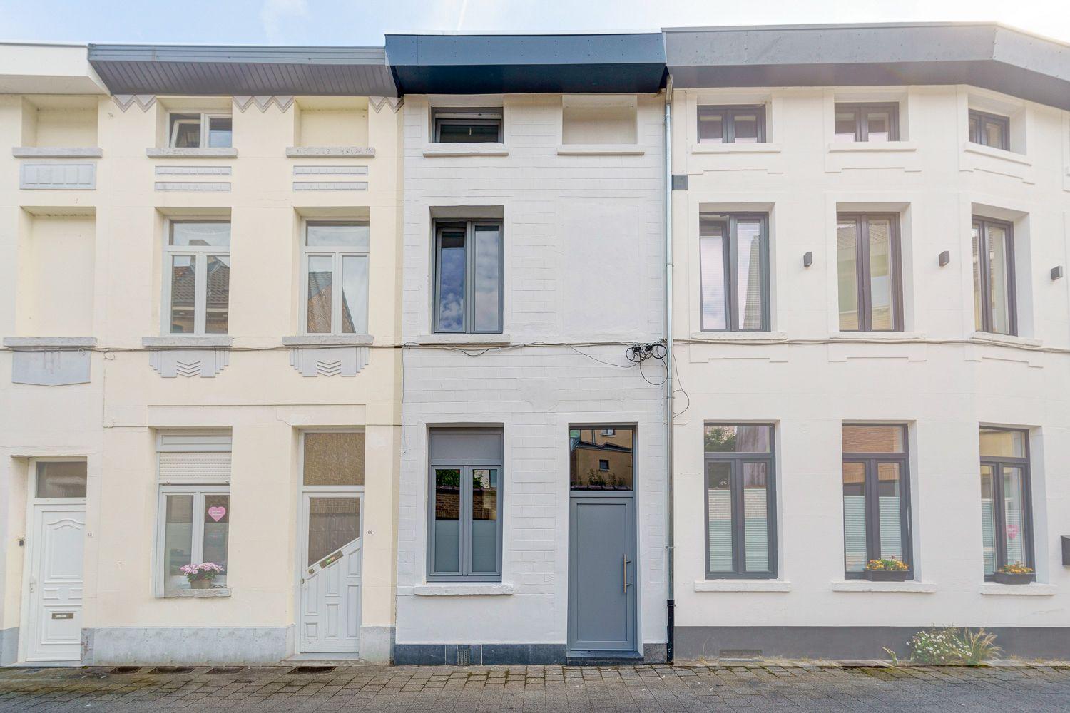 Gerenoveerde woning met 3 slpks te Mechelen — foto