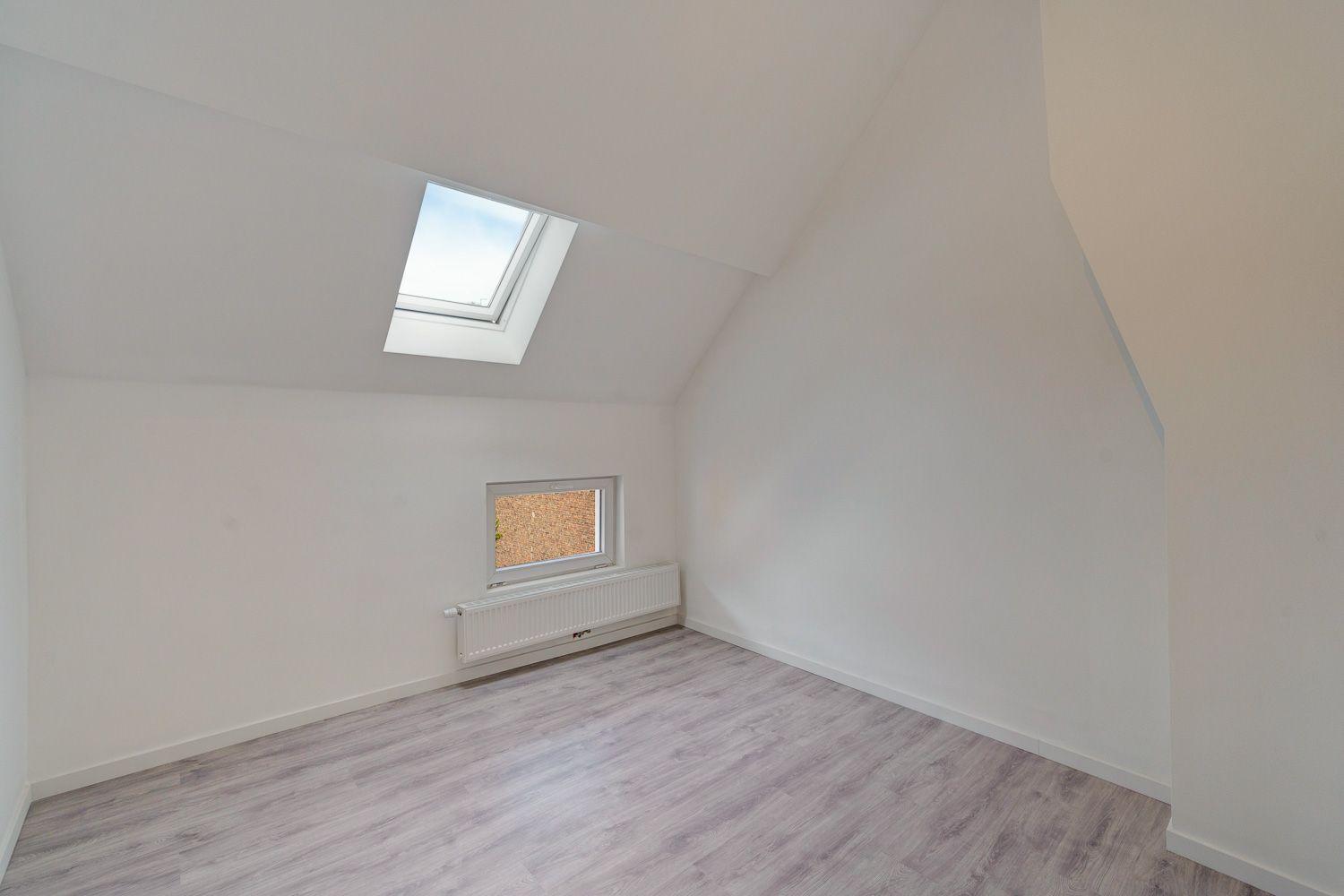 Gerenoveerde woning met 3 slpks te Mechelen — foto