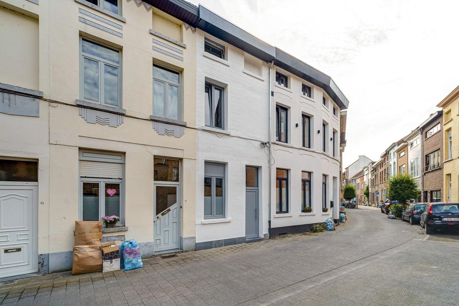 Gerenoveerde woning met 3 slpks te Mechelen — foto