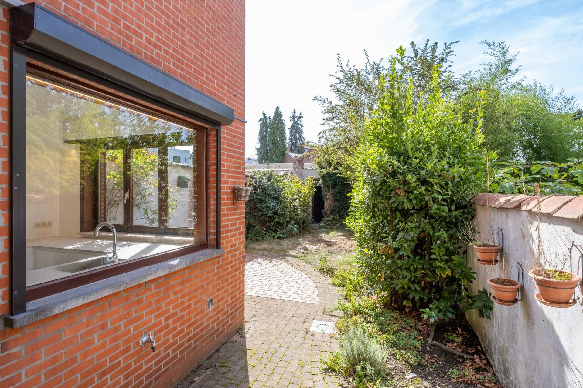 Meesterwoning te koop in Mechelen met tuin — foto