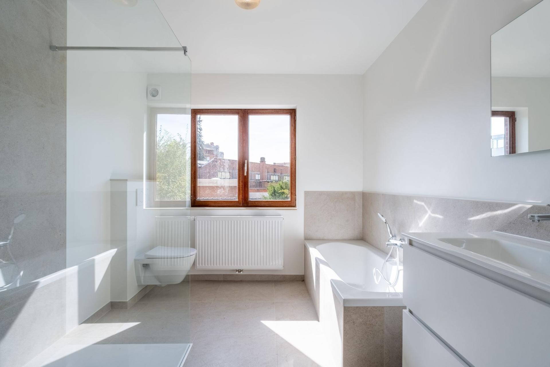 Meesterwoning te koop in Mechelen met tuin — foto