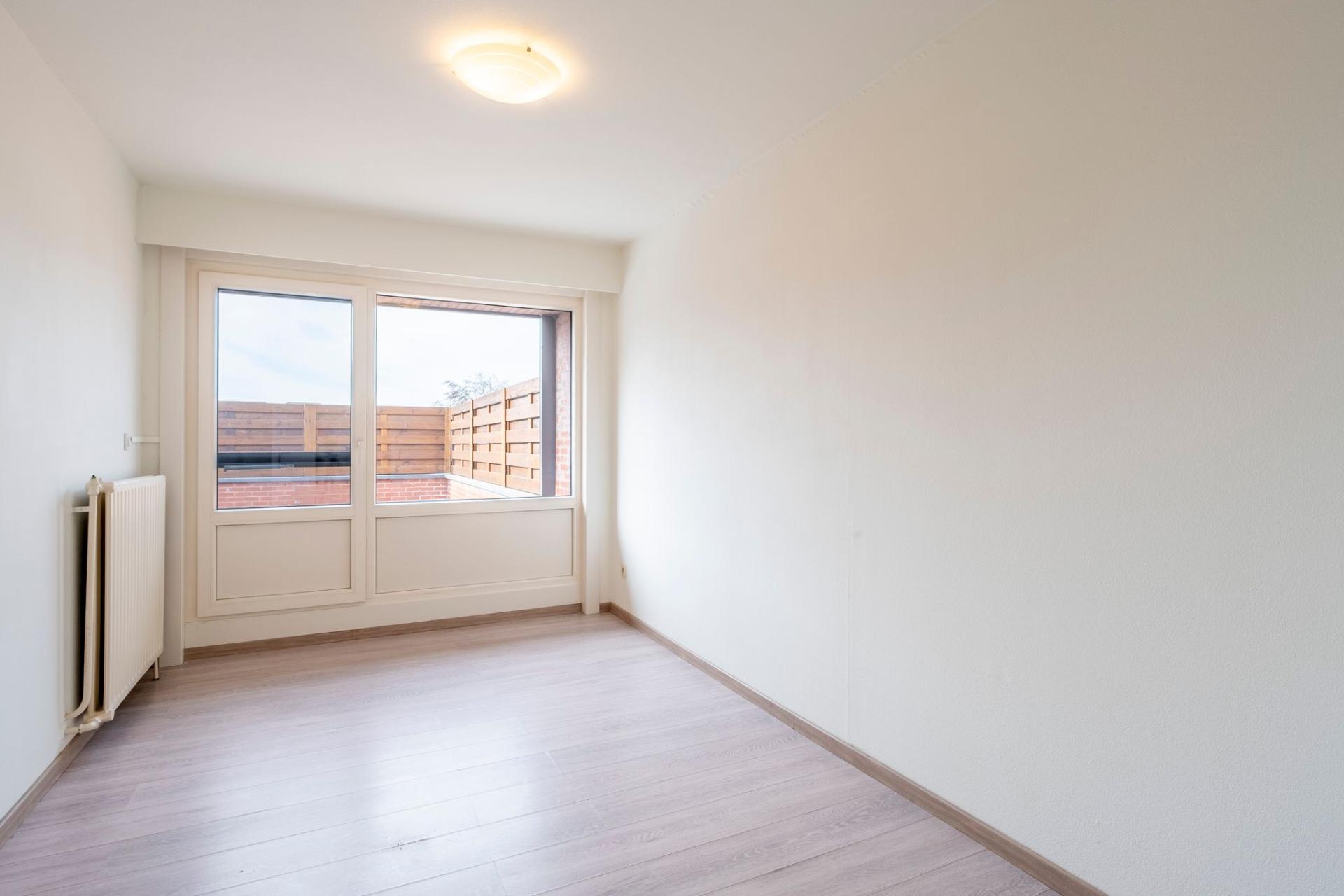 Instapklaar appartement met 3 slpk en 2 garages te Mol! — foto