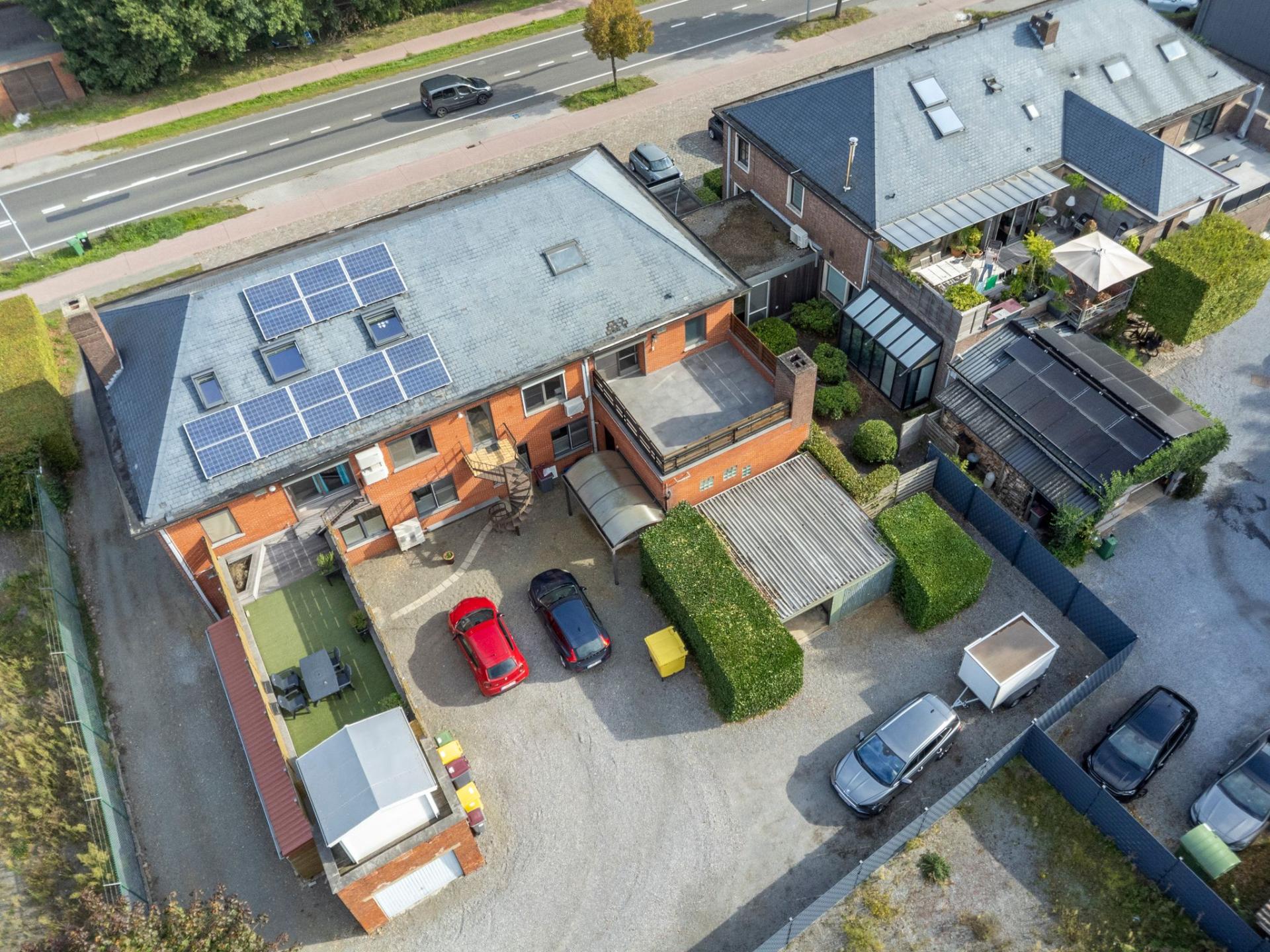 Instapklaar appartement met 3 slpk en 2 garages te Mol! — foto