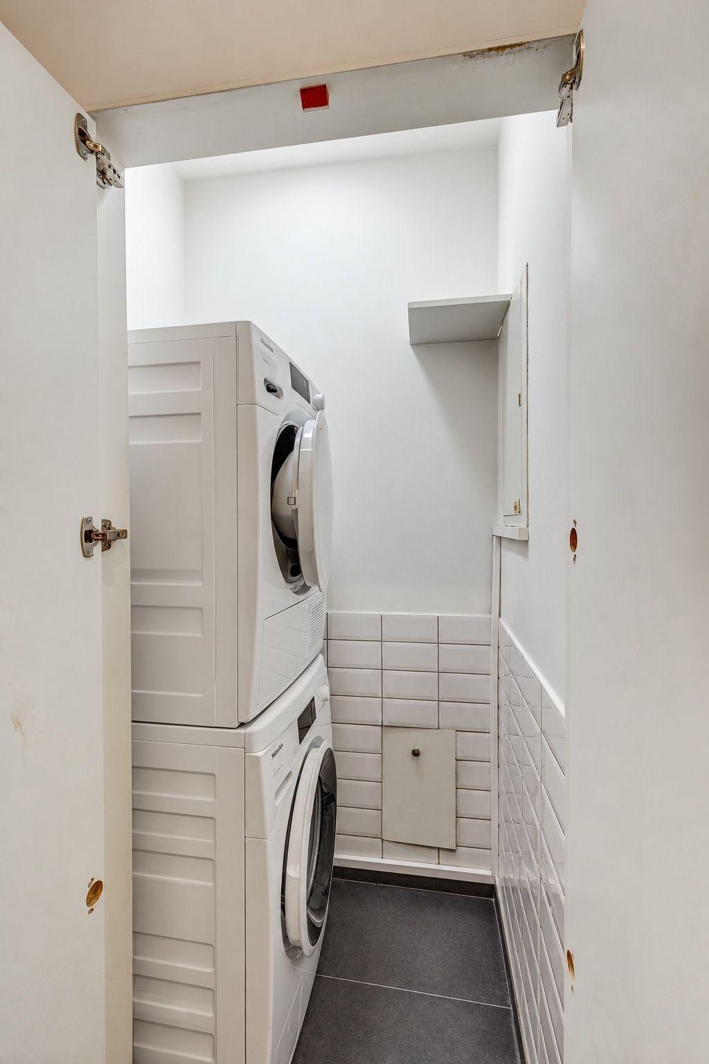 Ruim gelijkvloers 2 slk appartement in centrum Antwerpen — foto