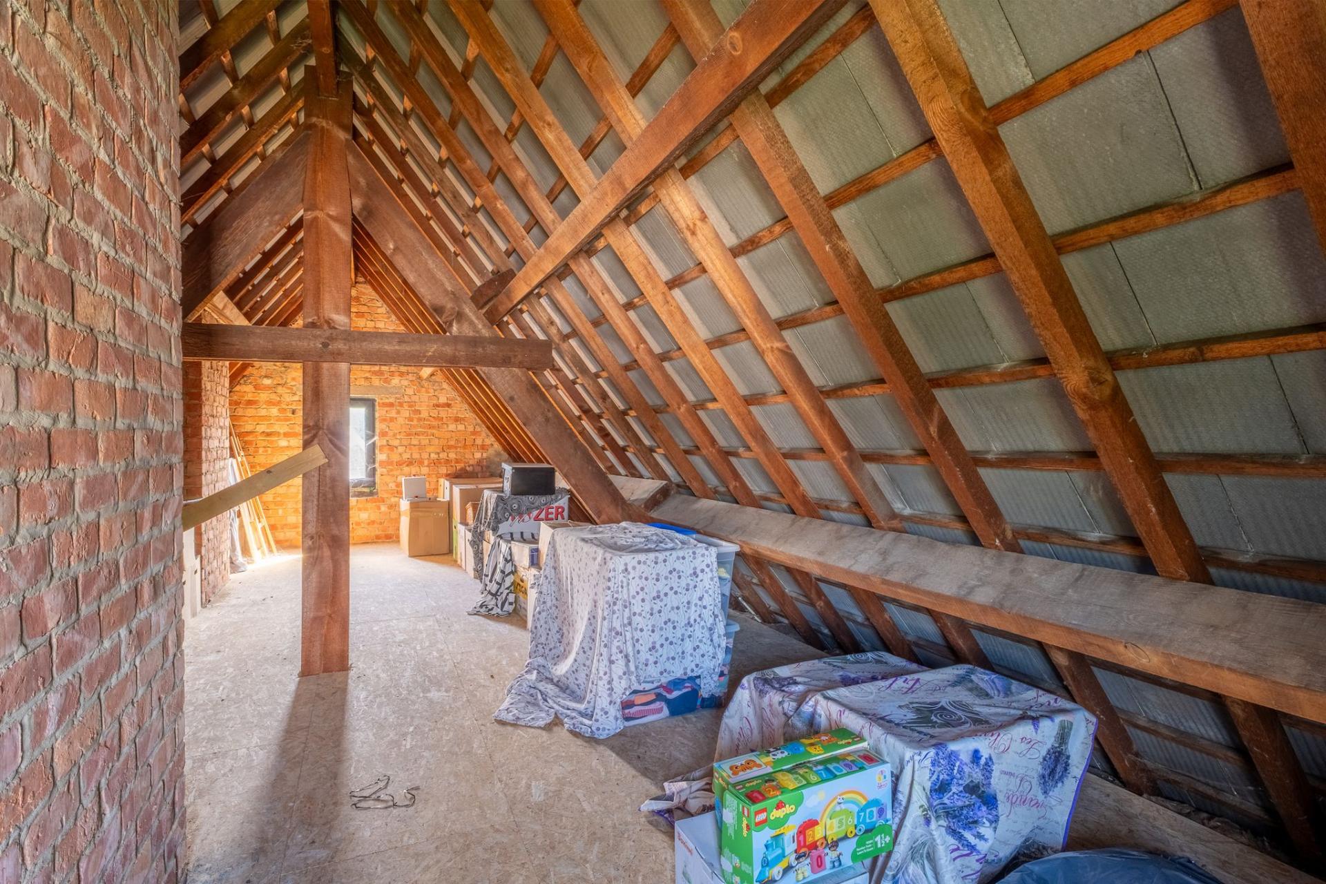 Grotendeels gerenoveerde OB te koop in Kampenhout met tuin — foto