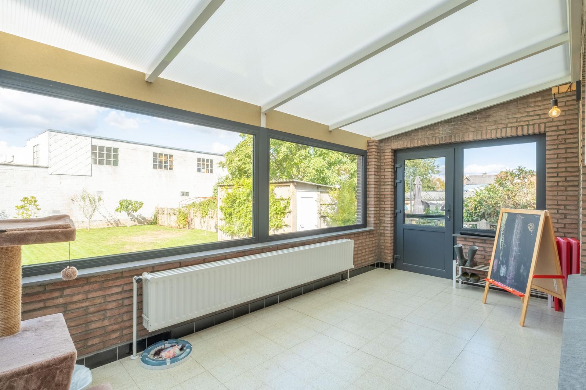 Grotendeels gerenoveerde OB te koop in Kampenhout met tuin — foto