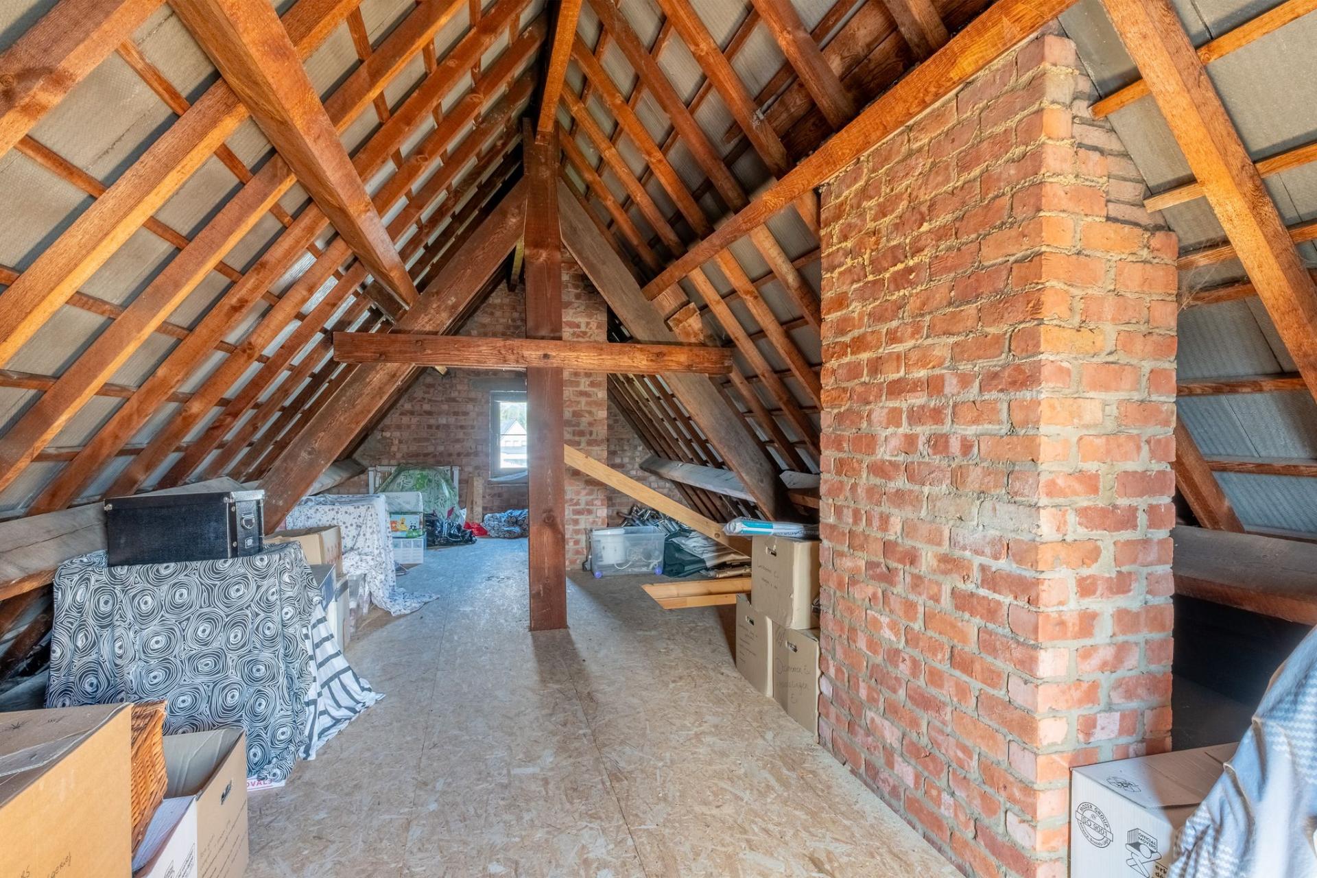 Grotendeels gerenoveerde OB te koop in Kampenhout met tuin — foto