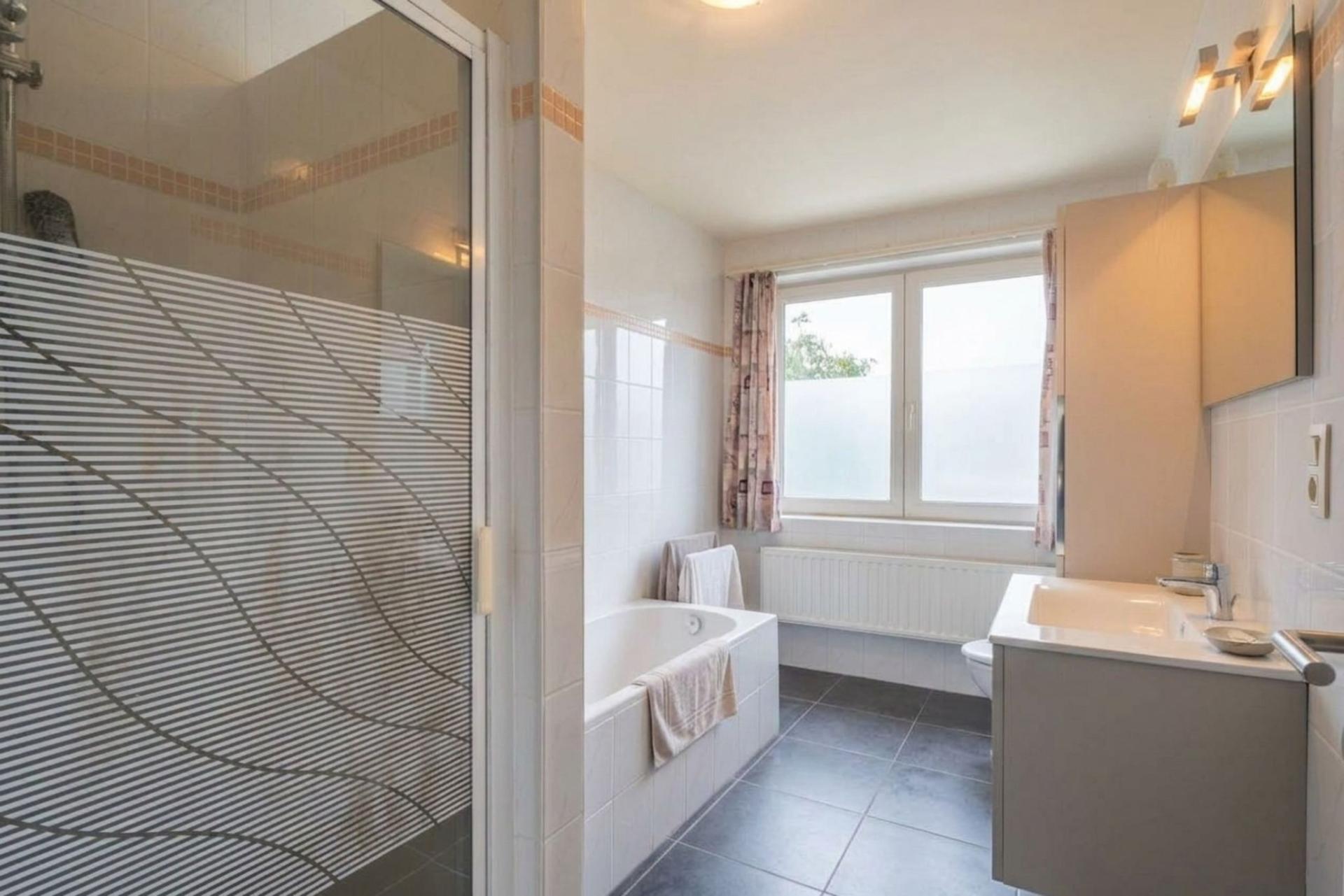 Instapklare eengezinswoning met 4 slpk te koop in Rijmenam — foto