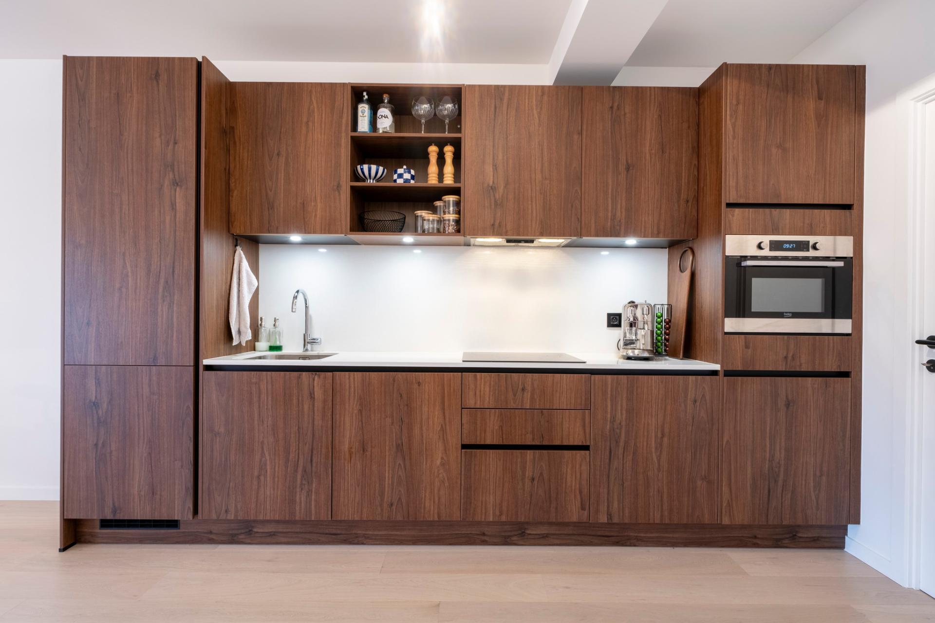 Gerenoveerd appartement met 2 slpks en terras in Mechelen — foto