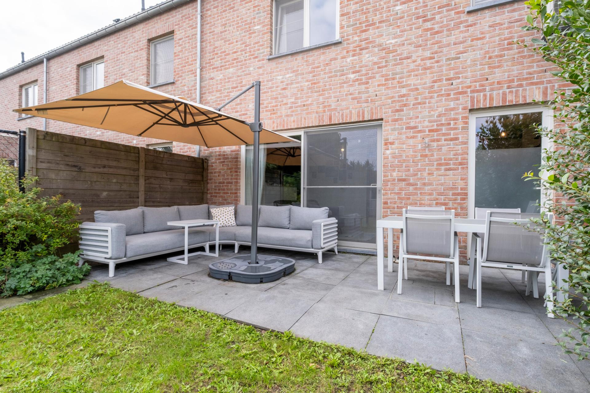 Instapklare woning te koop op toplocatie in Kontich met tuin — foto