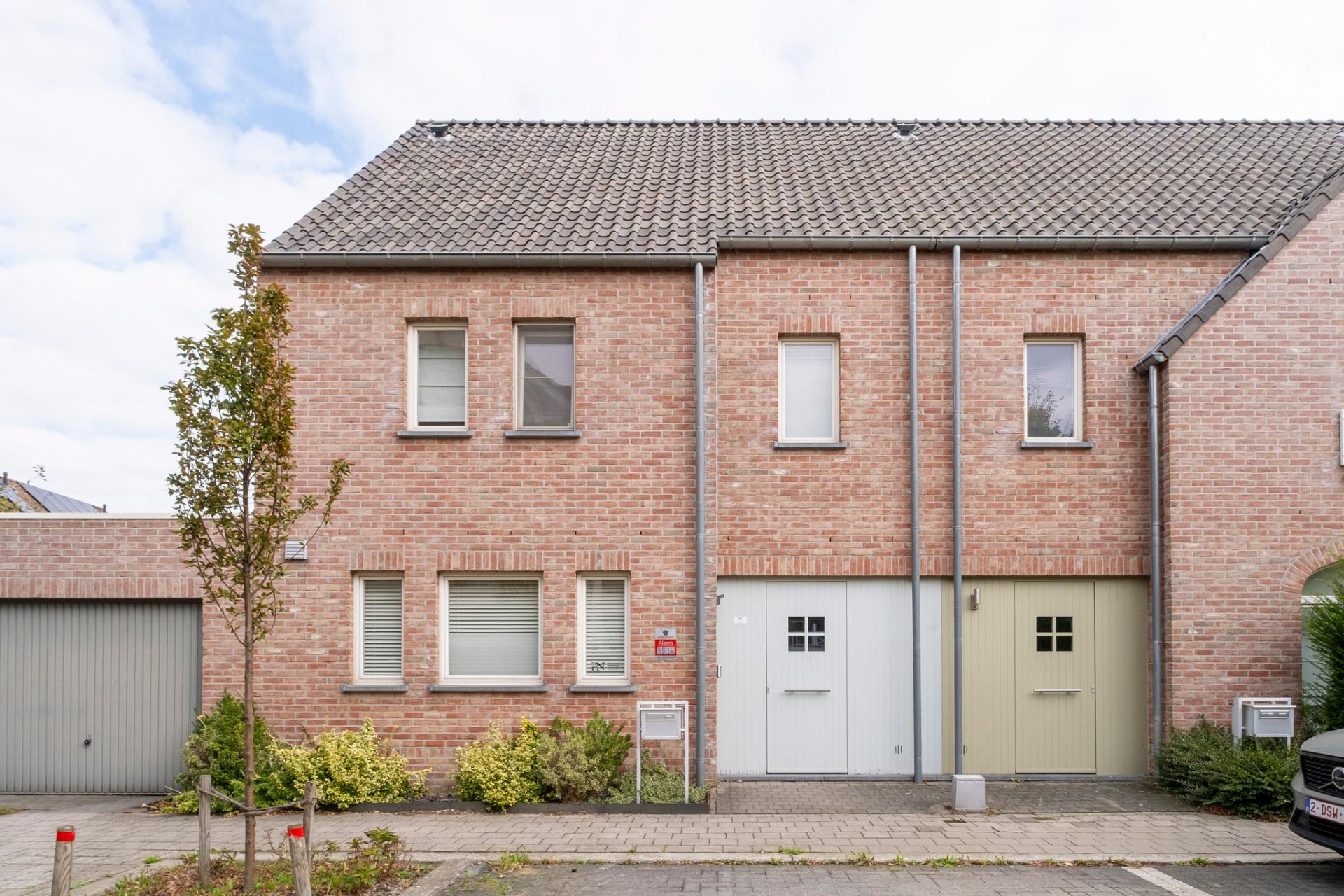 Instapklare woning te koop op toplocatie in Kontich met tuin — foto
