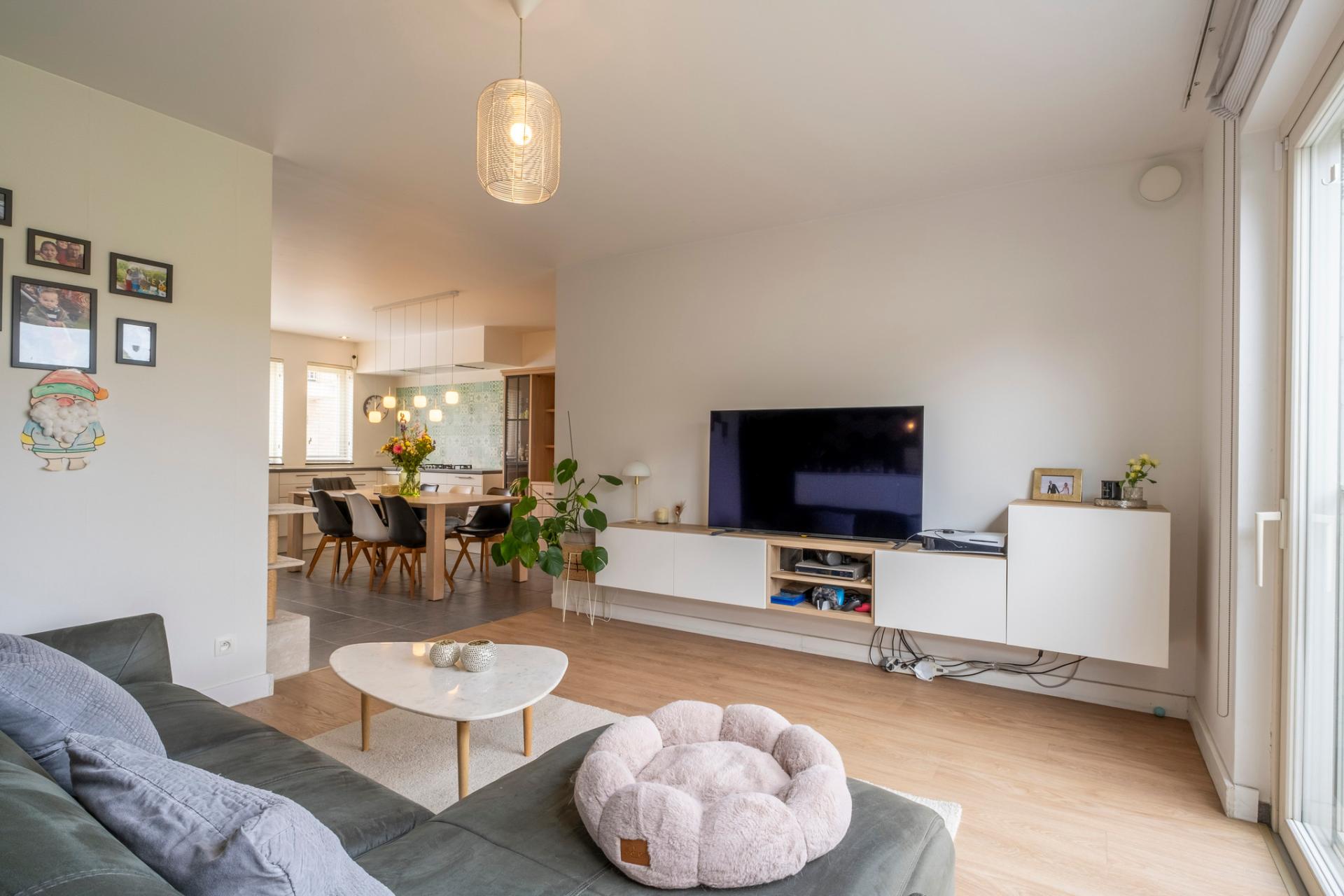 Instapklare woning te koop op toplocatie in Kontich met tuin — foto