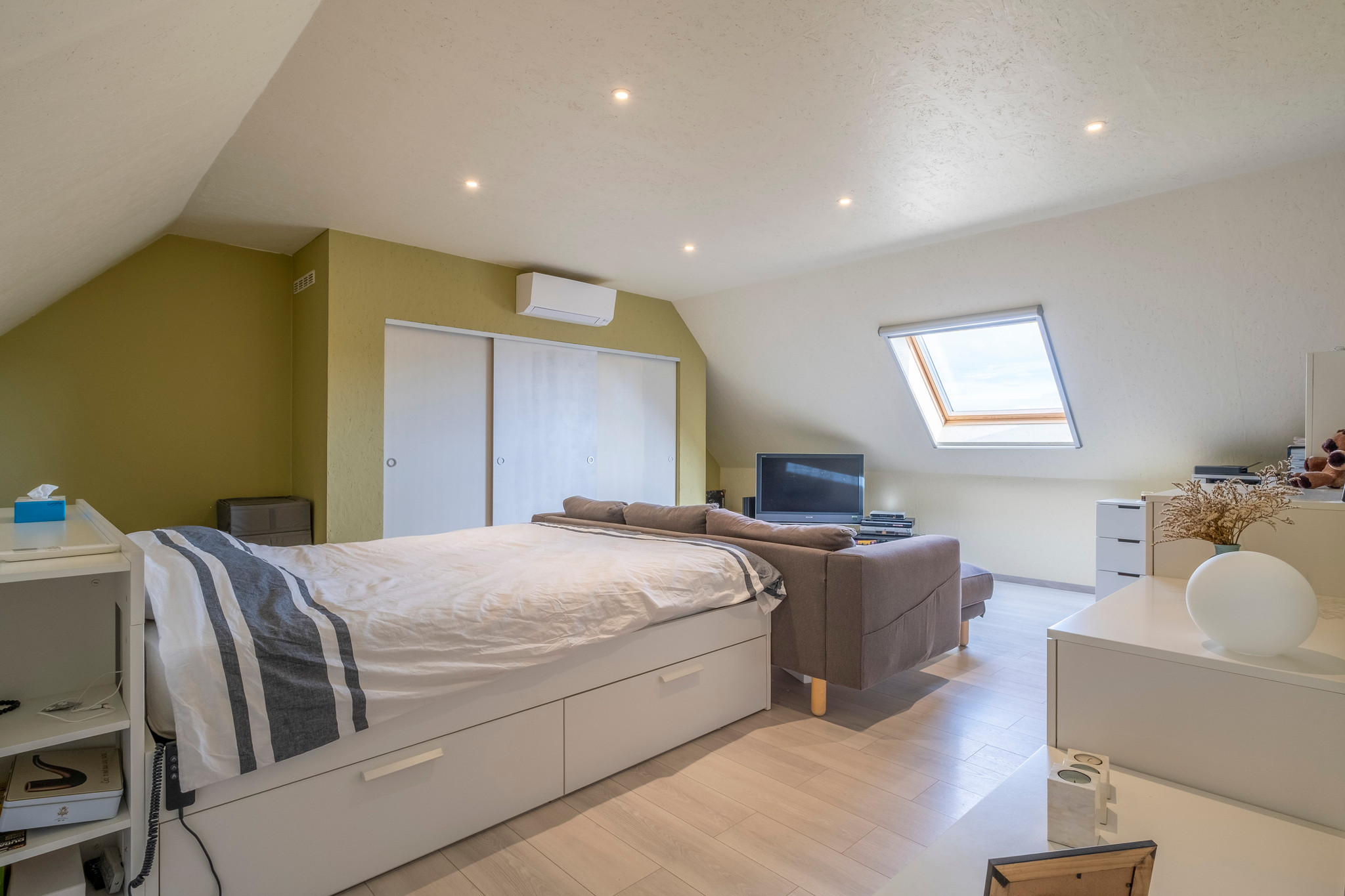 Instapklare woning te koop op toplocatie in Kontich met tuin — foto