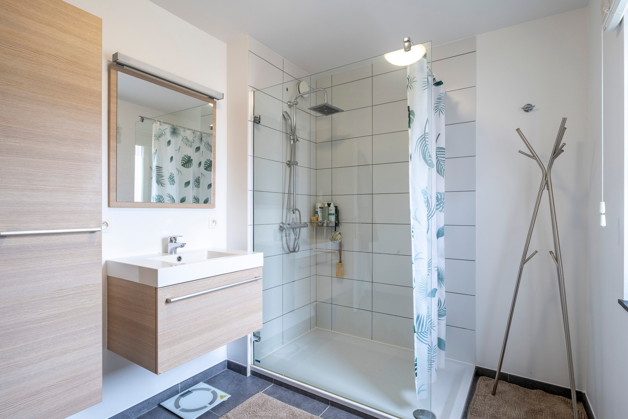Instapklare woning te koop op toplocatie in Kontich met tuin — foto