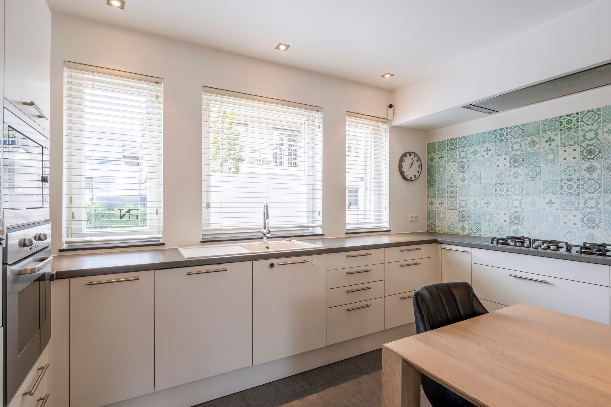Instapklare woning te koop op toplocatie in Kontich met tuin — foto