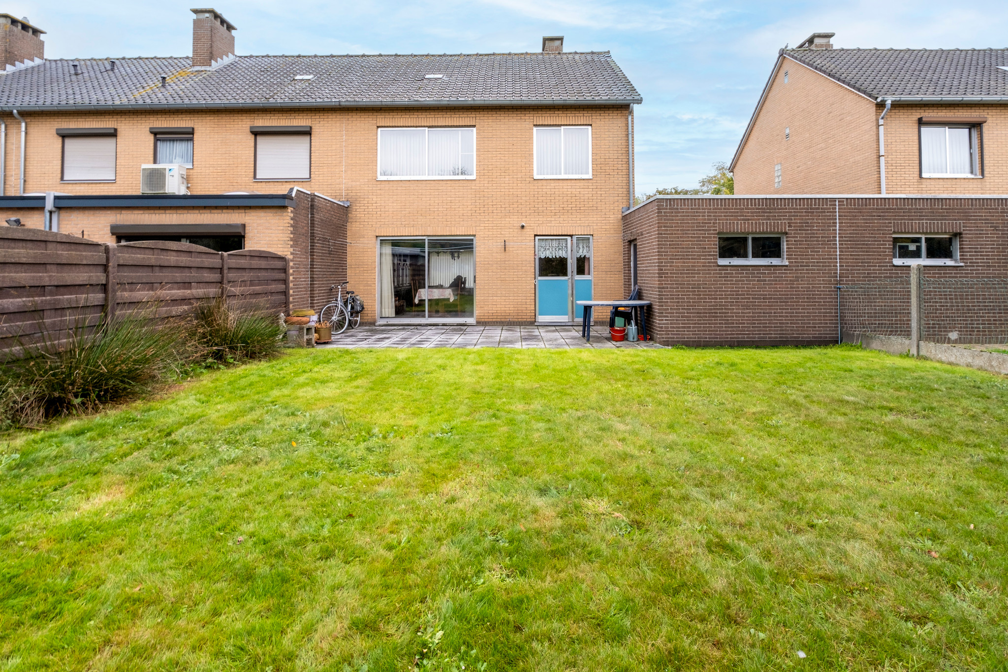 Huis met garage te koop in Diest — foto