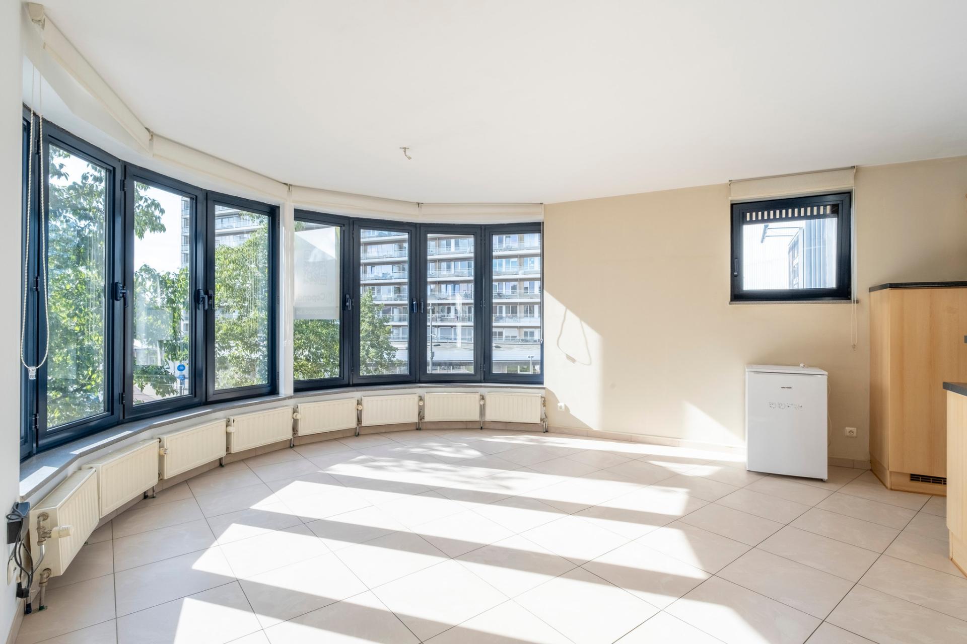 Strategisch 1 slk appartement nabij het Zuid! — foto