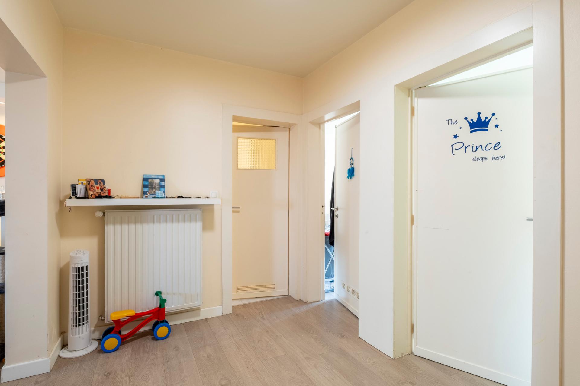 Gelijkvloers appartement te koop in Schoten met terras — foto